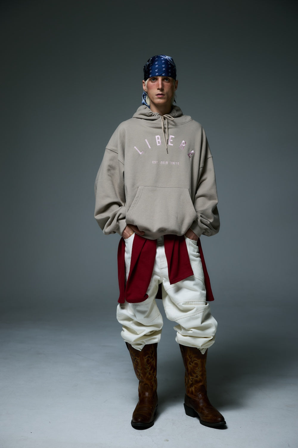 LOGO HOODIE / BROWN