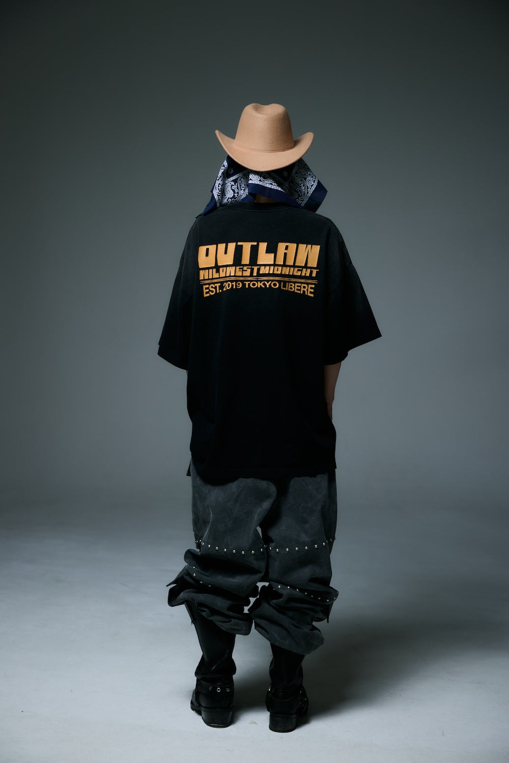 MIDNIGHT BISON T-SHIRTS / BLACK