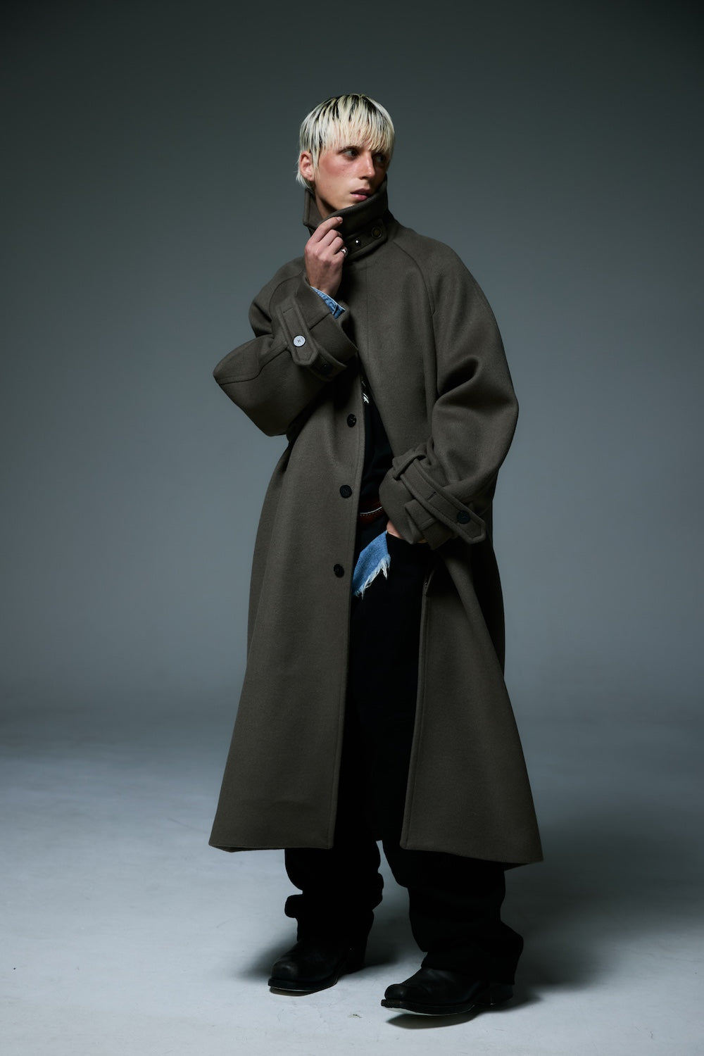 WWM BALMACAAN COAT / CHARCOAL