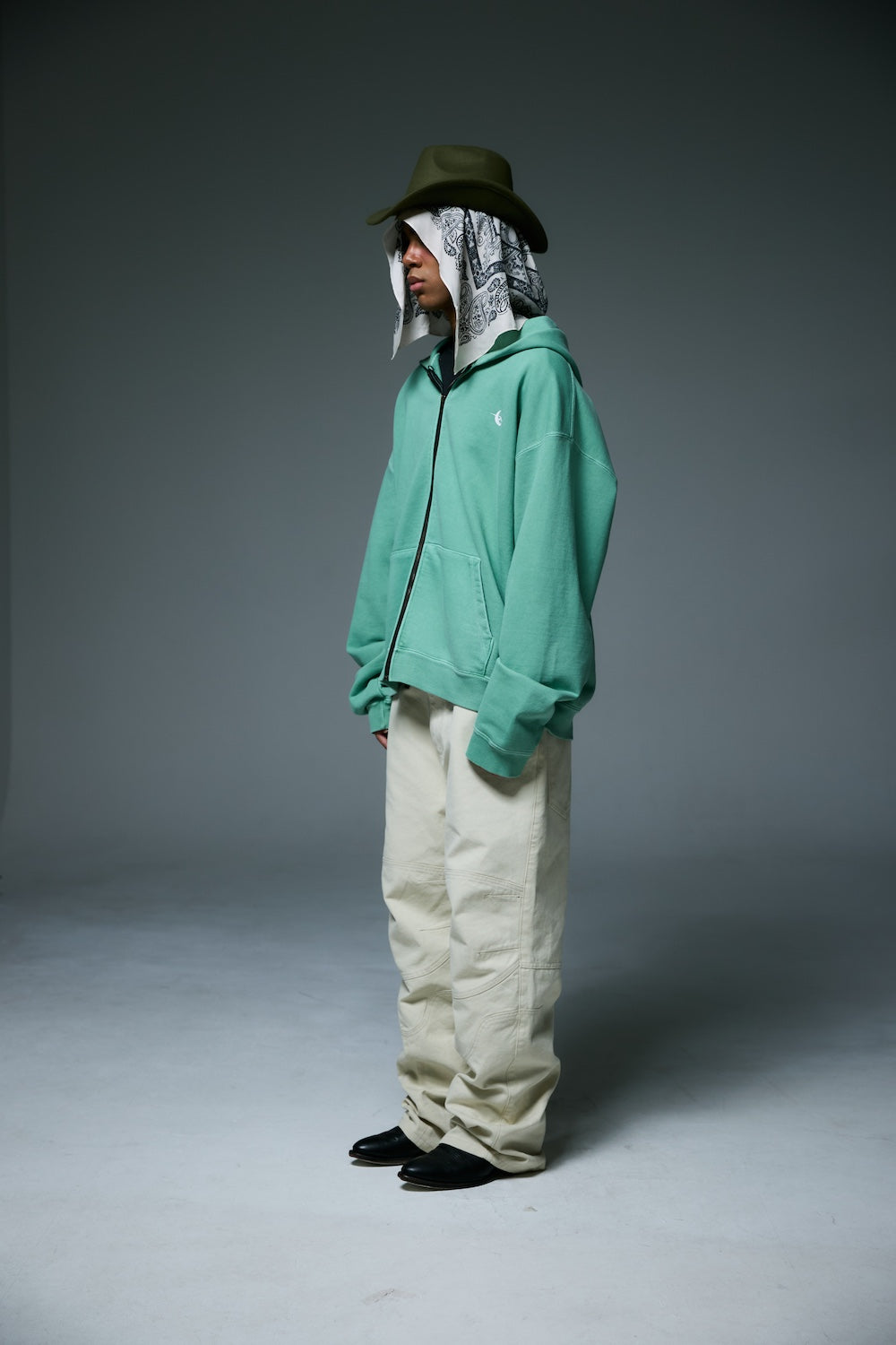 MIDNIGHT ZIP-UP HOOD / GREEN