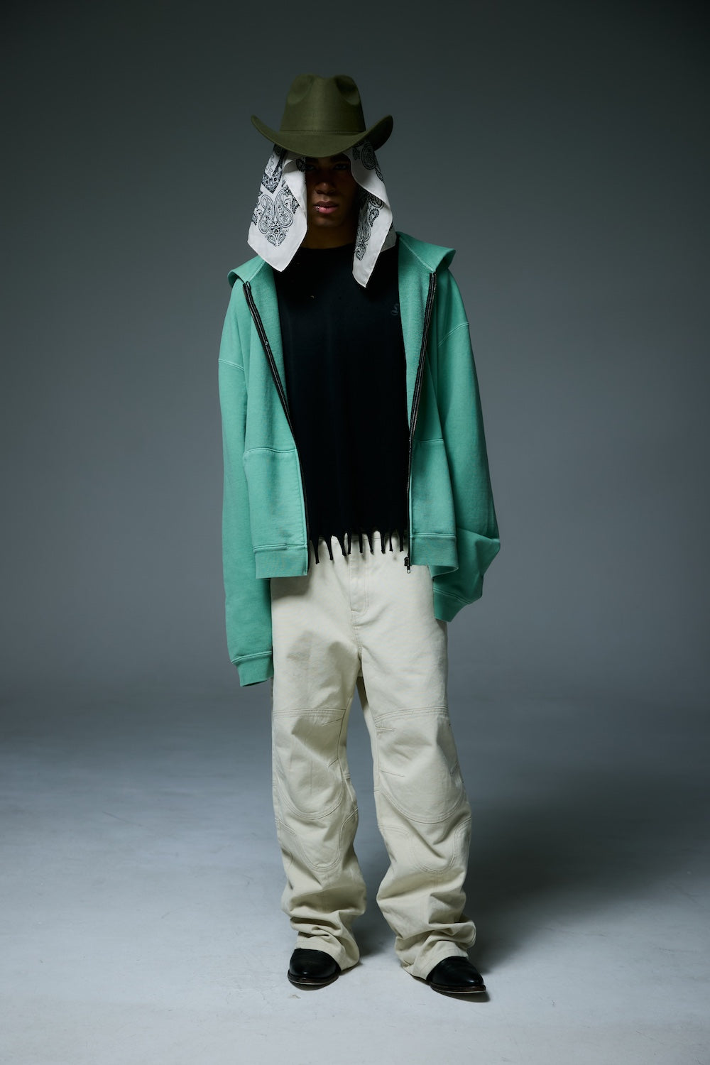 MIDNIGHT ZIP-UP HOOD / GREEN