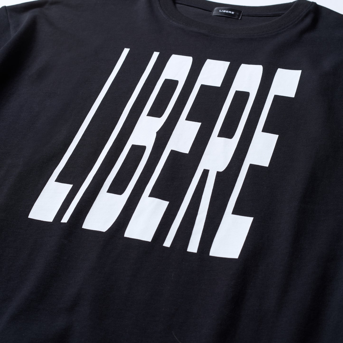 LIBERE LOGO T-SHIRTS / BLACK