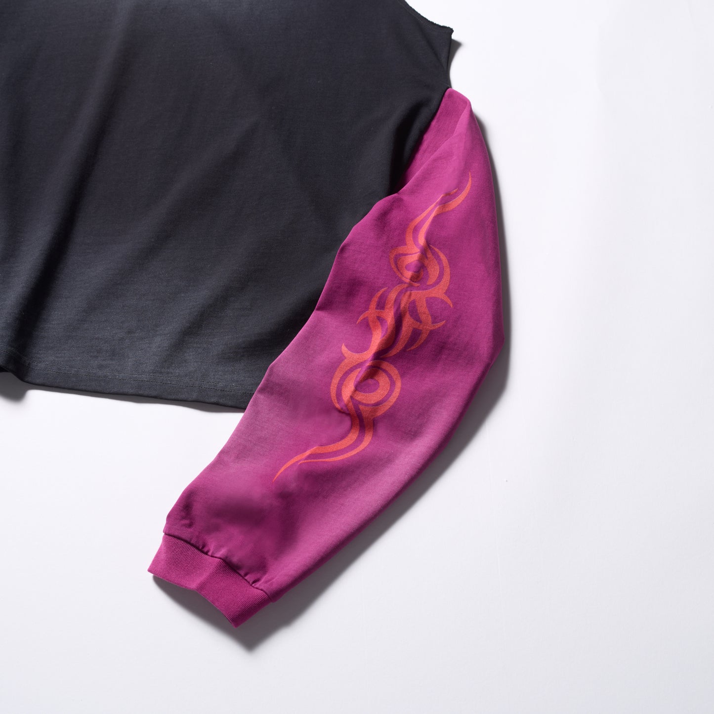 TRIBAL SLEEVELESS / BLACK