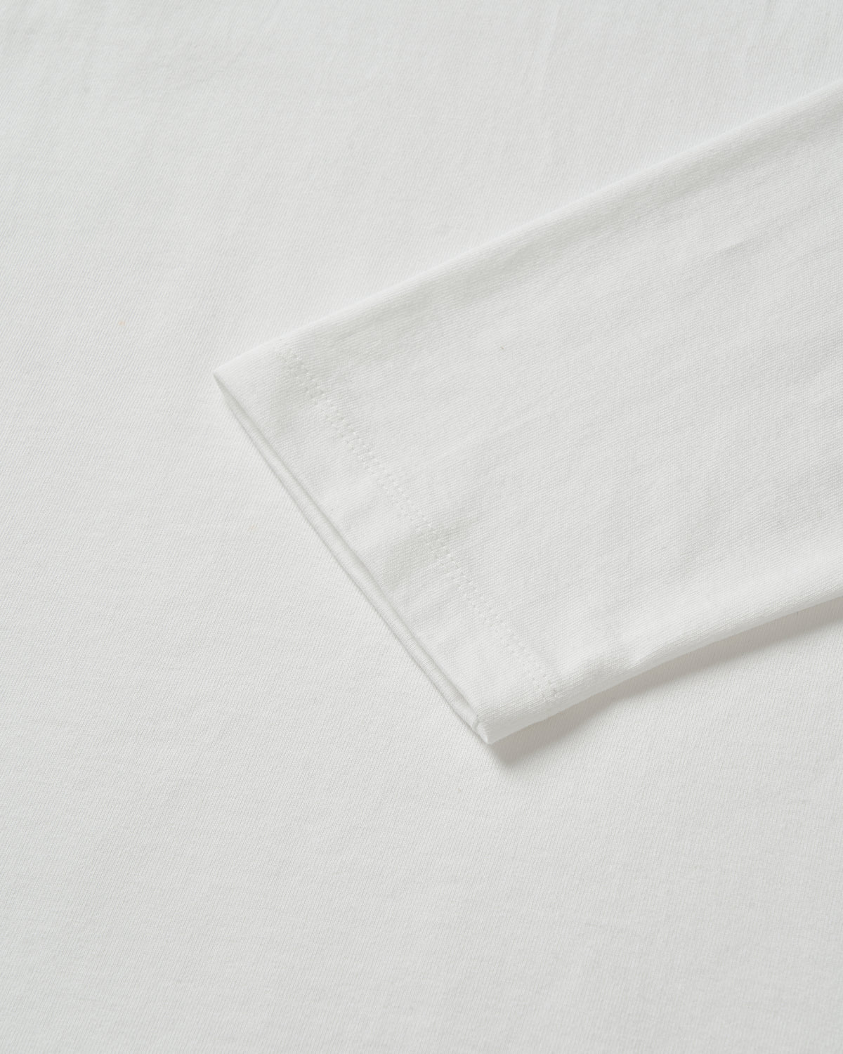LR STANDARD LONG SLEEVE T-SHIRT / WHITE