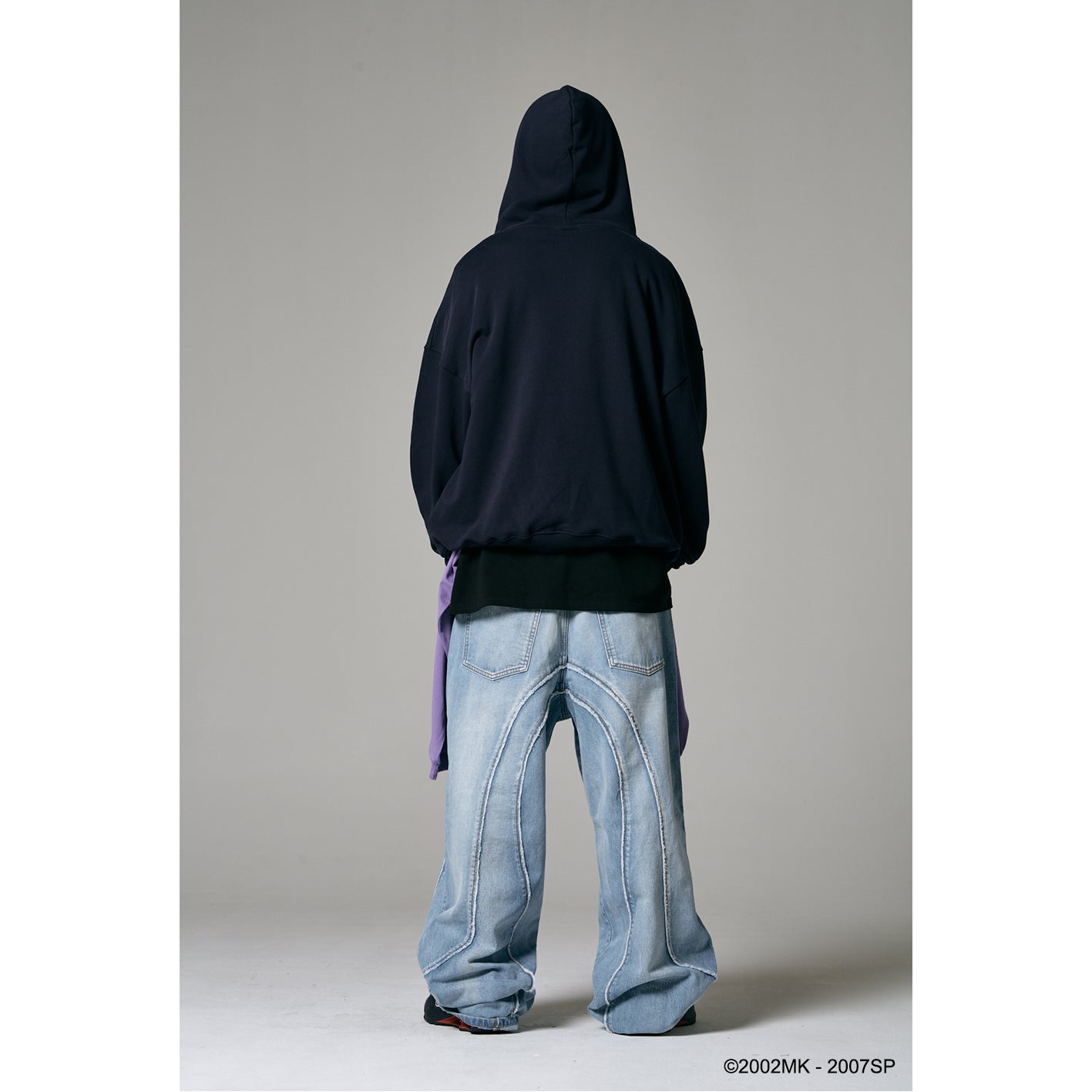 【PRE ORDER】SASUKE NARUTO HOODIE / NAVY