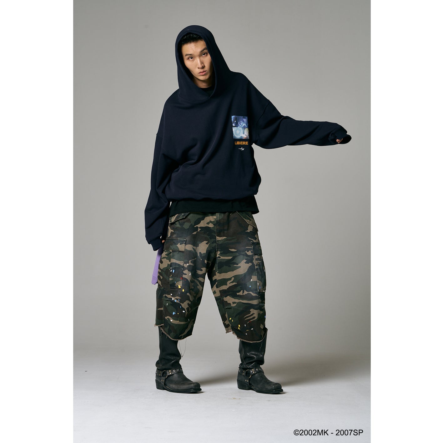 【PRE ORDER】SASUKE NARUTO HOODIE / NAVY