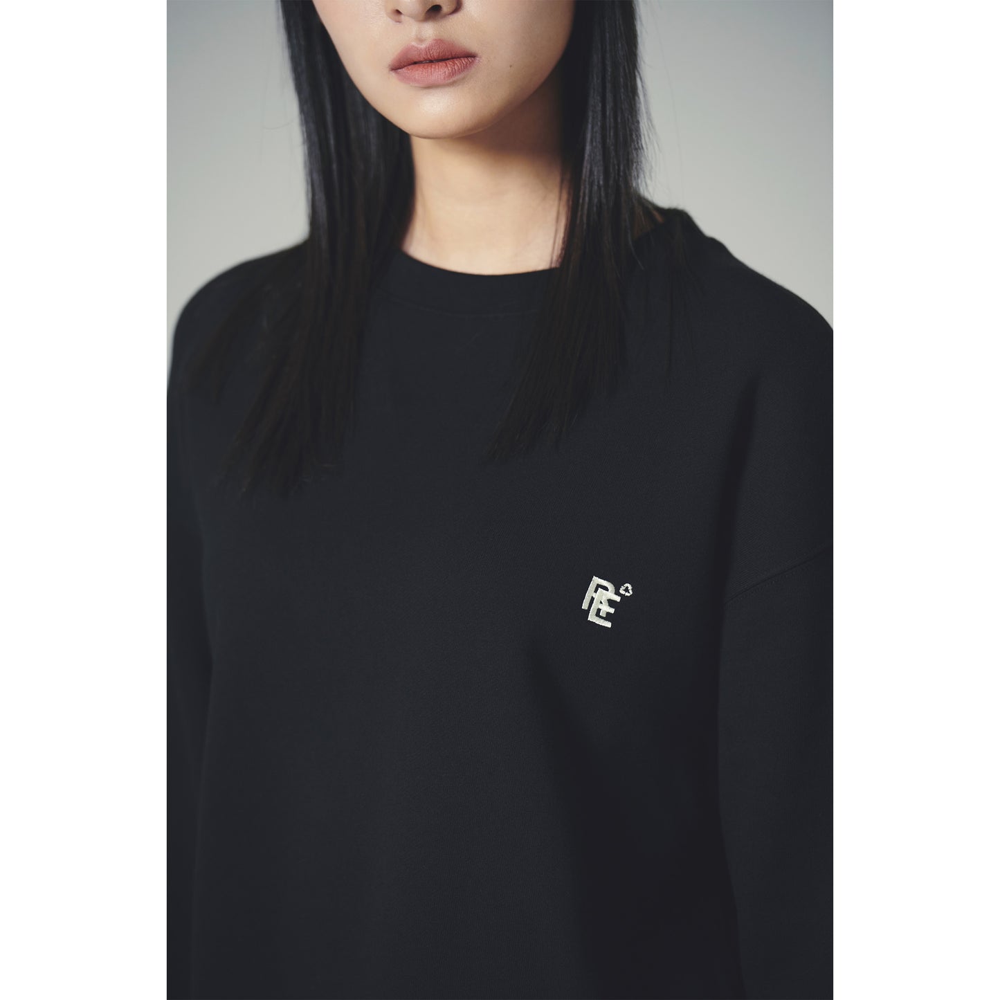 LOGO CREW SWEAT / BLACK