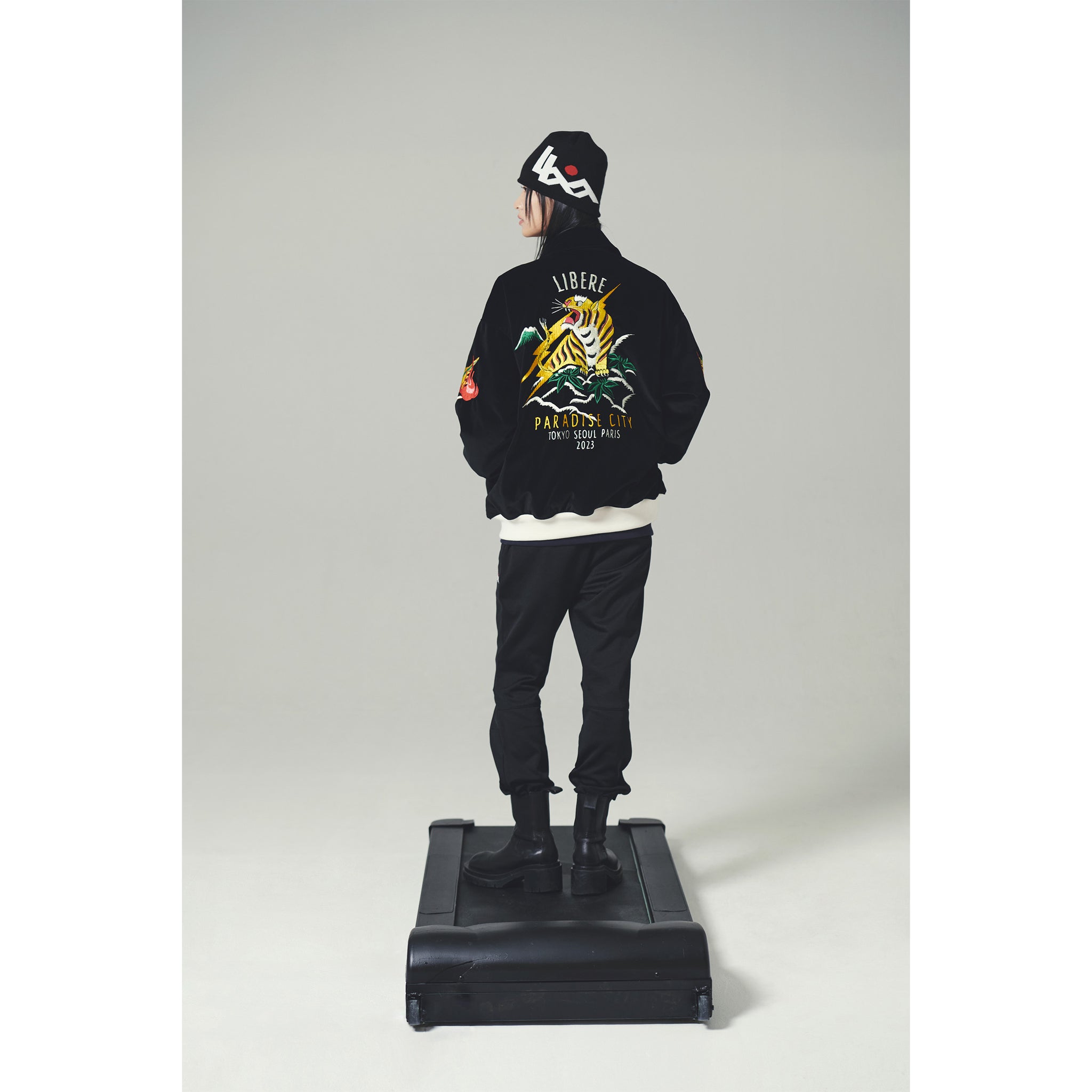 SOUVENIR JACKET / BLACK