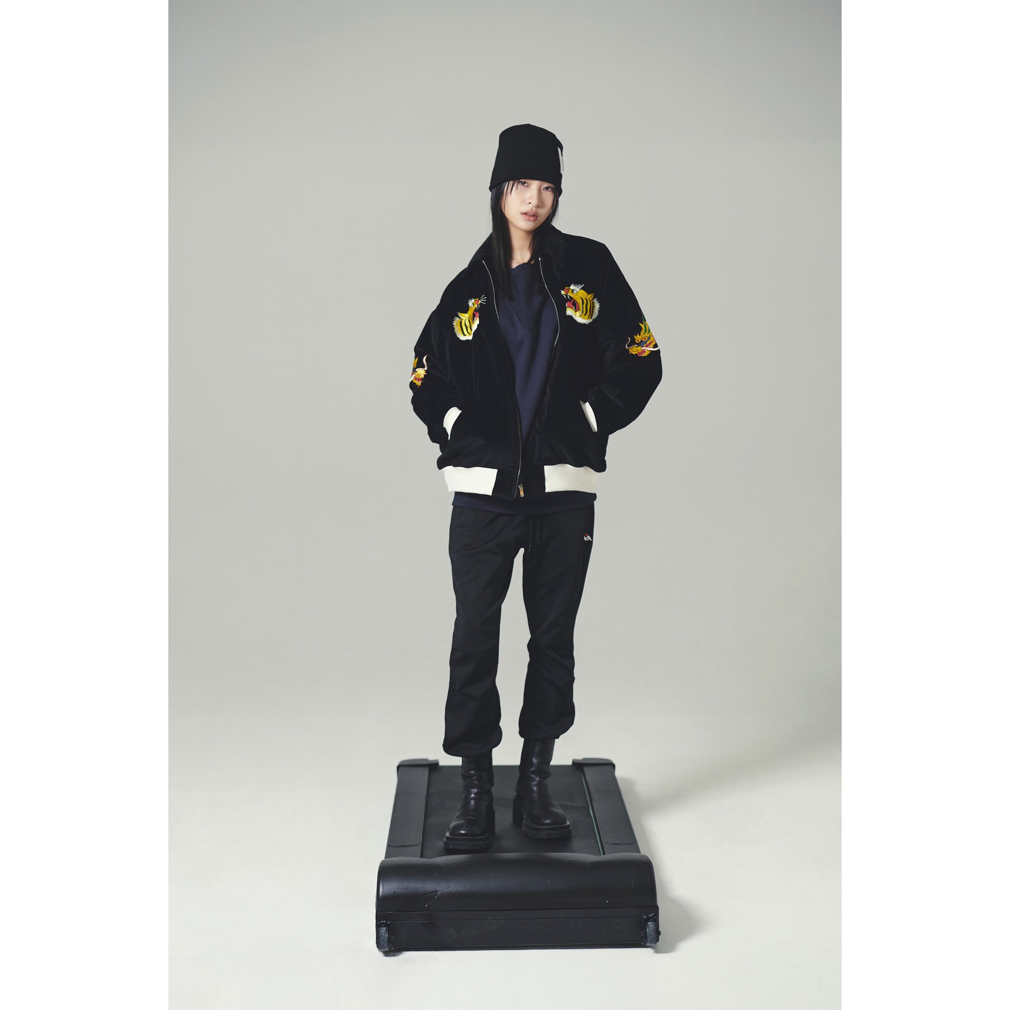 SOUVENIR JACKET / BLACK