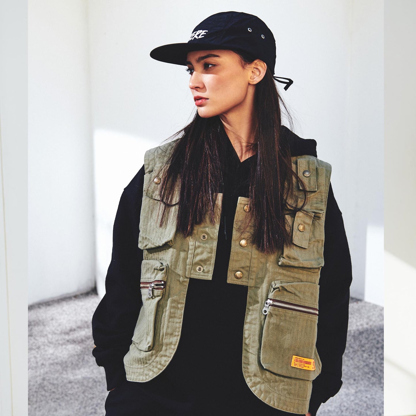BATTLE VEST / OLIVE