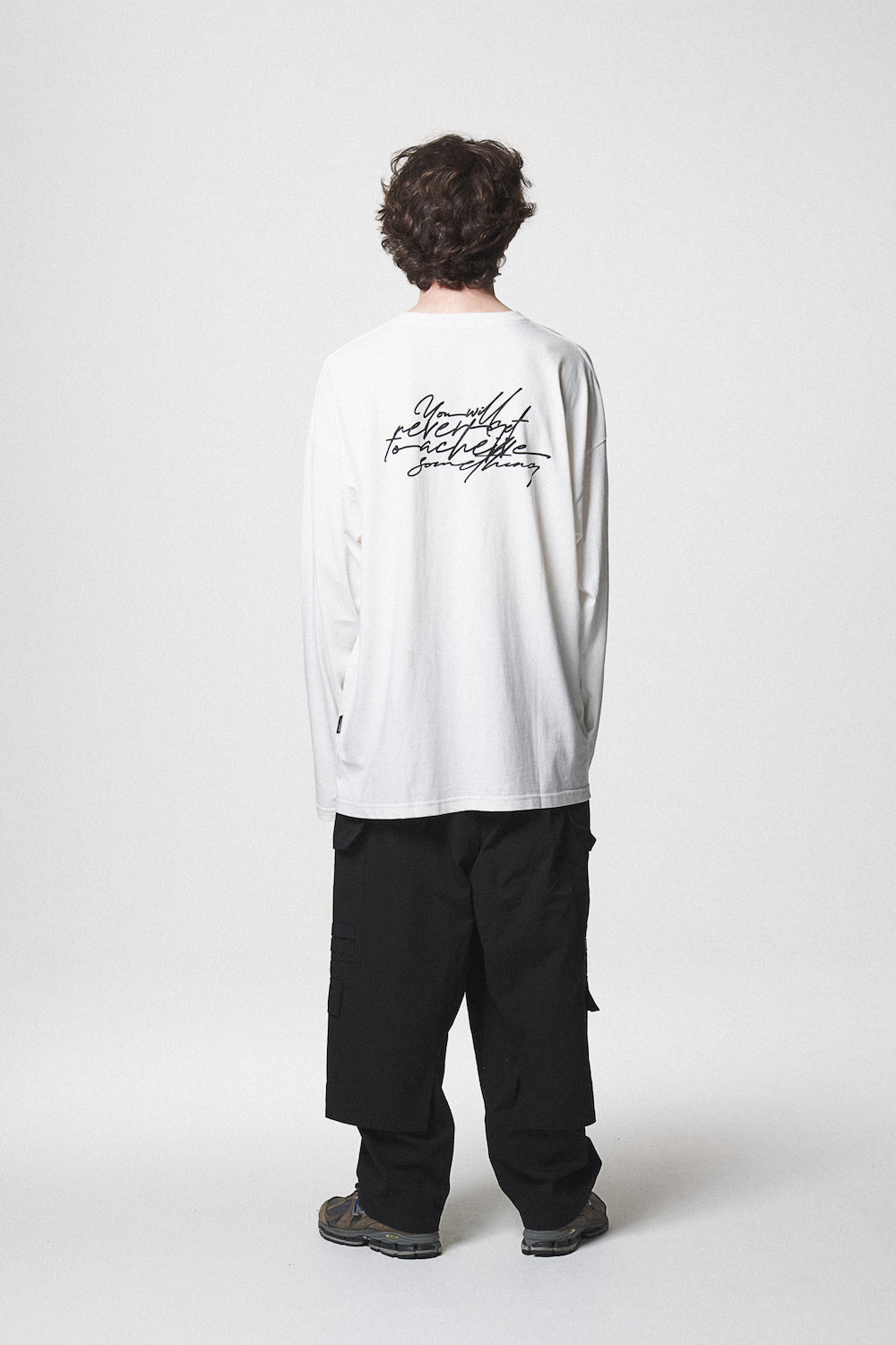 CURSIVE LONG SLEEVE / WHITE