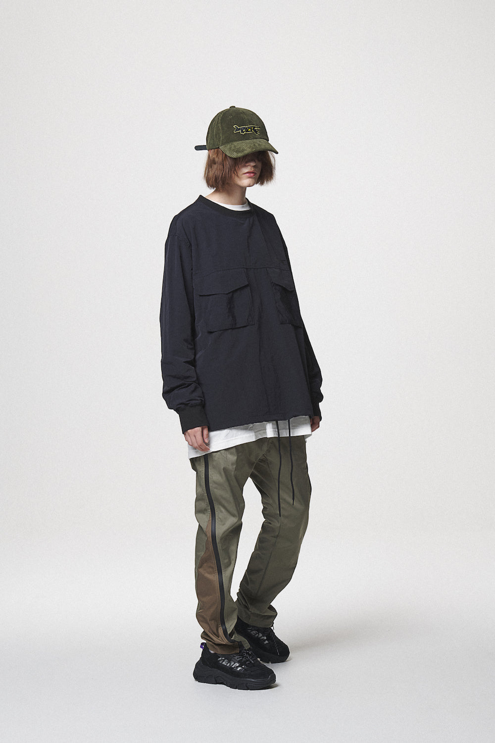 PULL OVER POCKET SHIRTS / BLACK