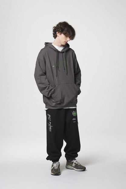 21 LOGO HOODIE / CHARCOAL