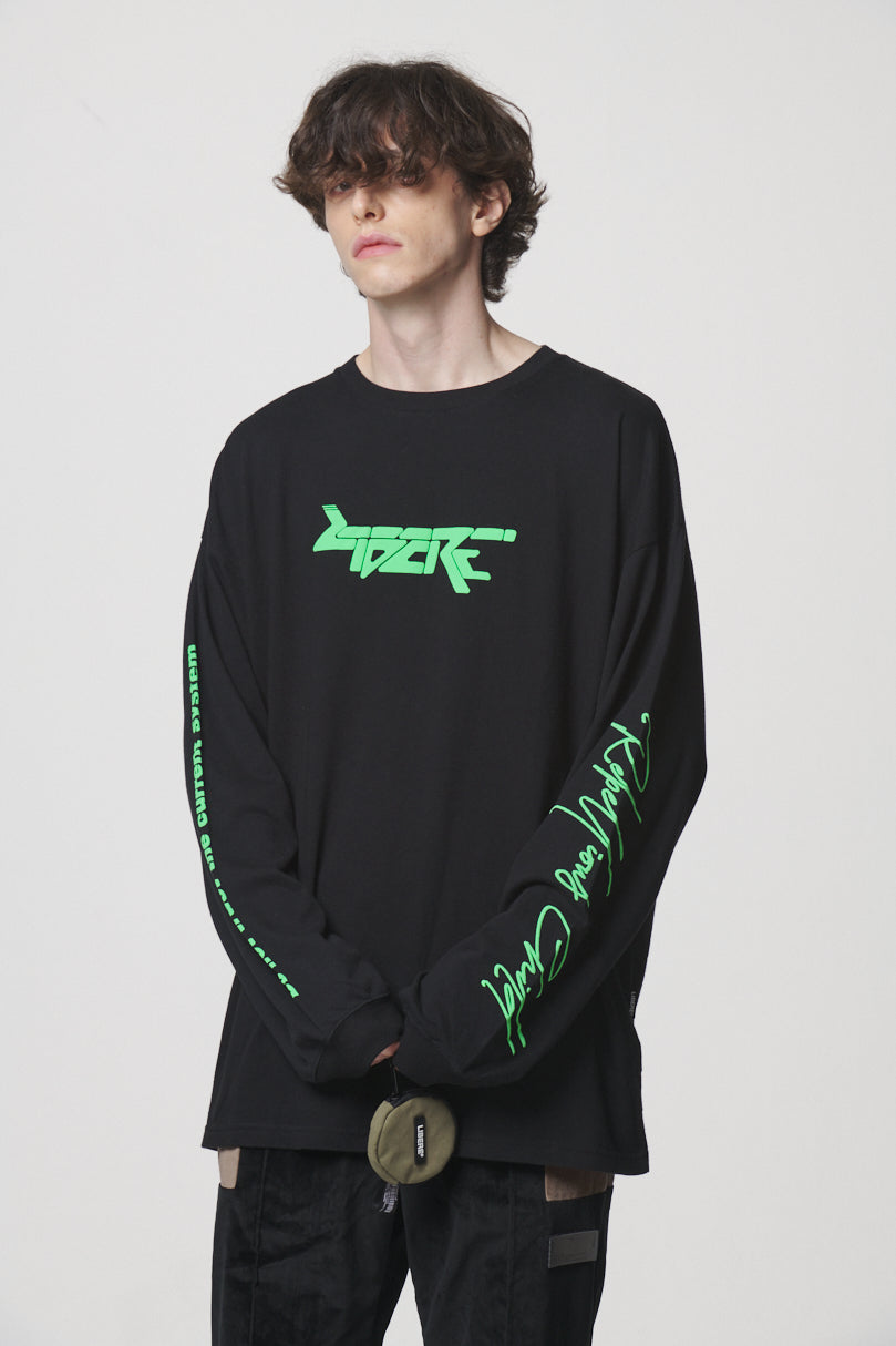 CYBER FONT LOGO LONG SLEEVE / BLACK