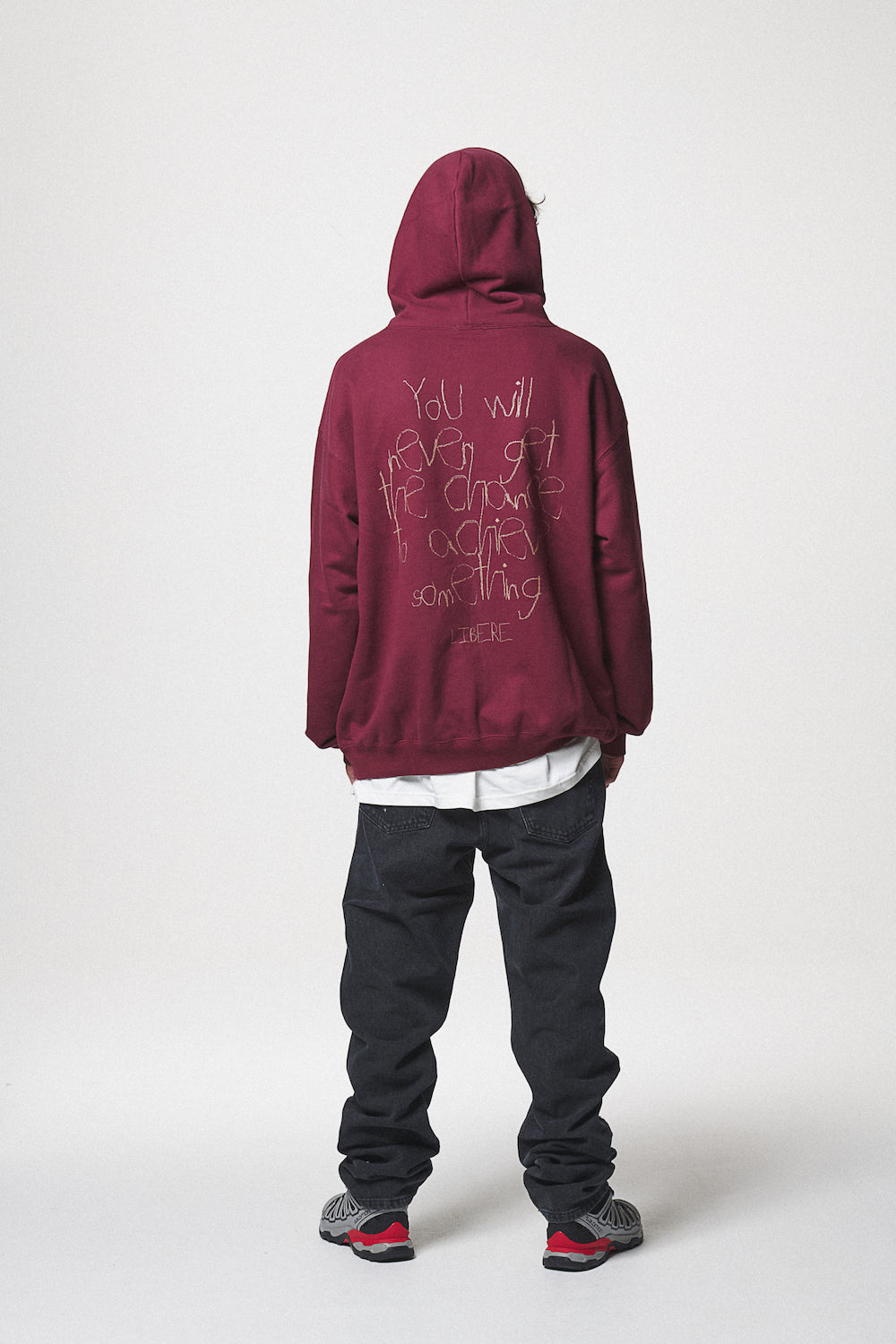 SLOGAN HOODIE / BURGUNDY