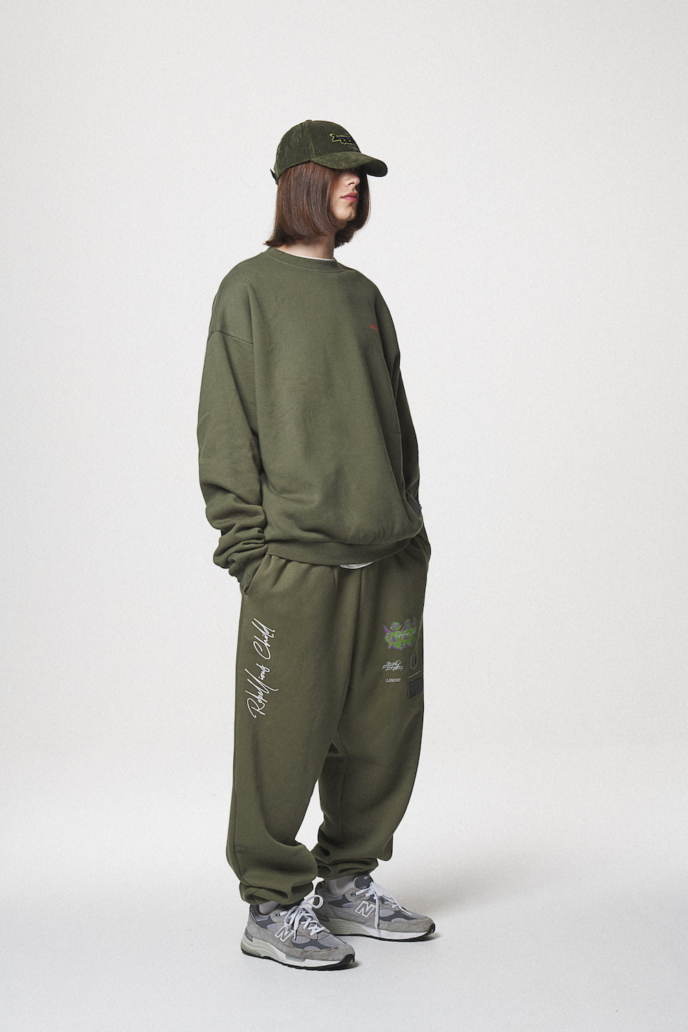 SLOGAN SWEAT SHIRTS / KHAKI