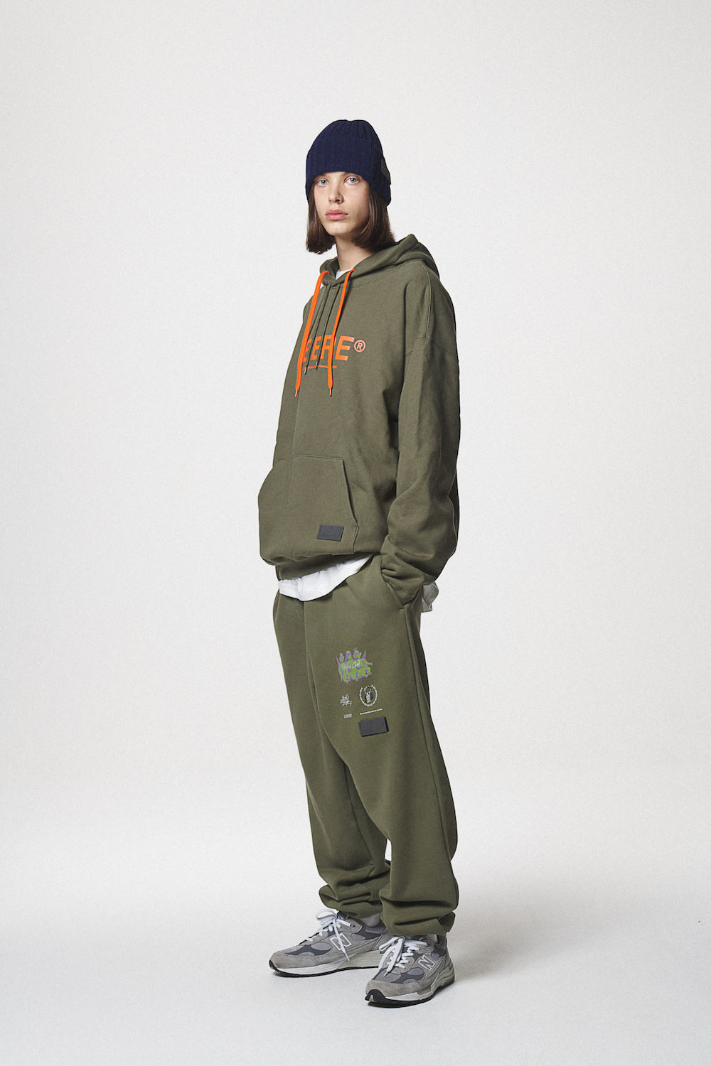 21 LOGO HOODIE / KHAKI