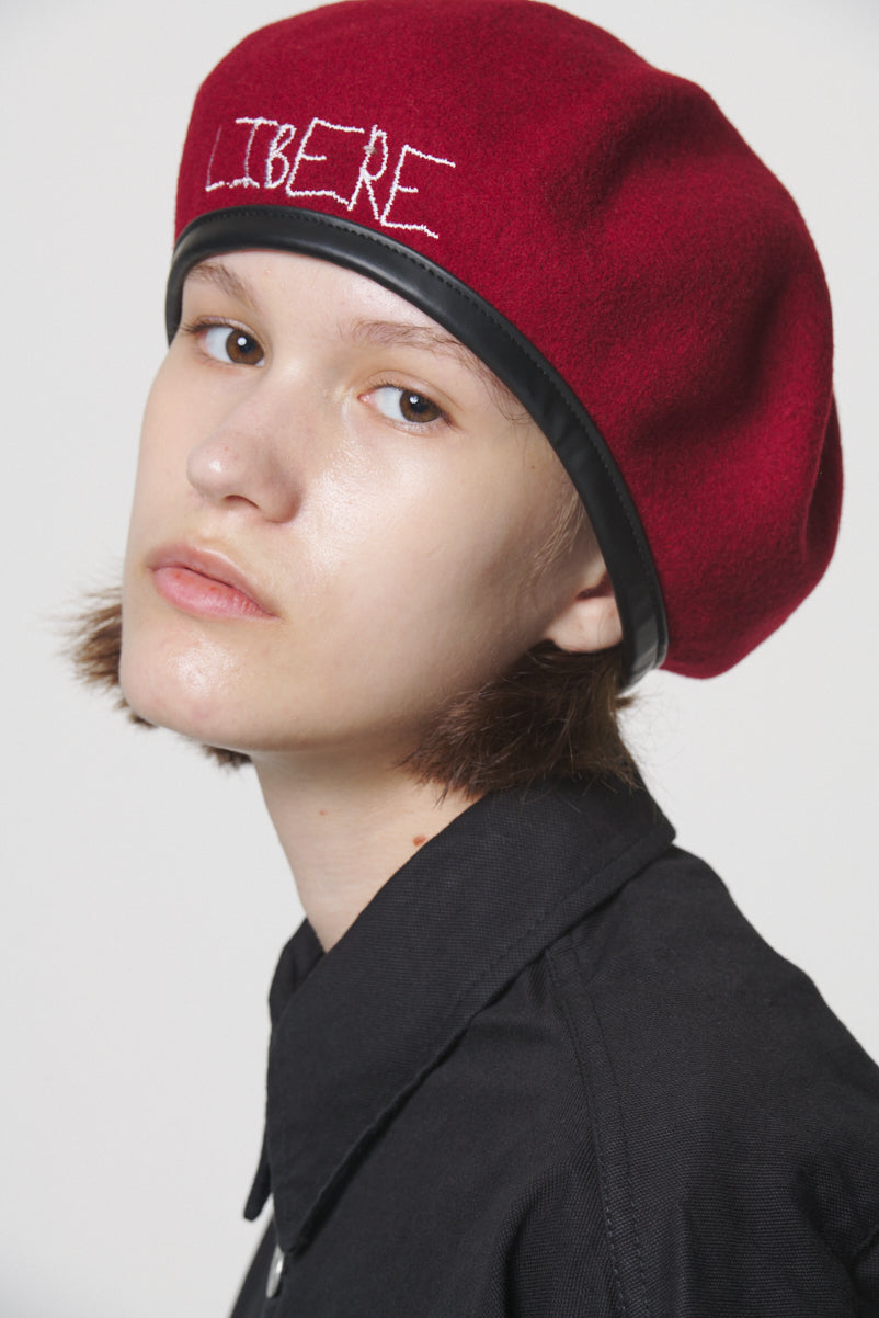 SLOGAN BERET / CRIMSON