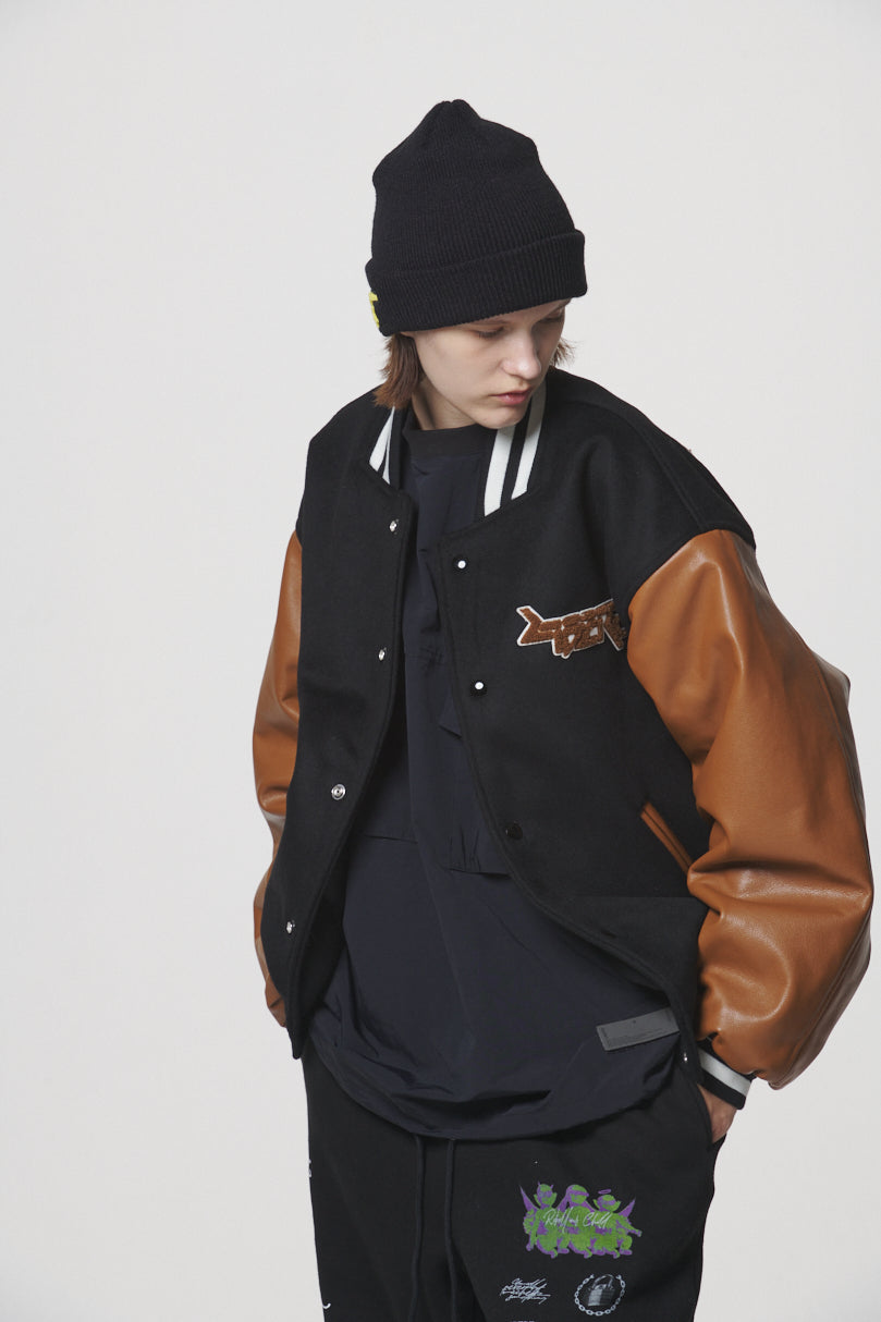 LEATHER SLEEVE STADIUM JACKET / BLACK