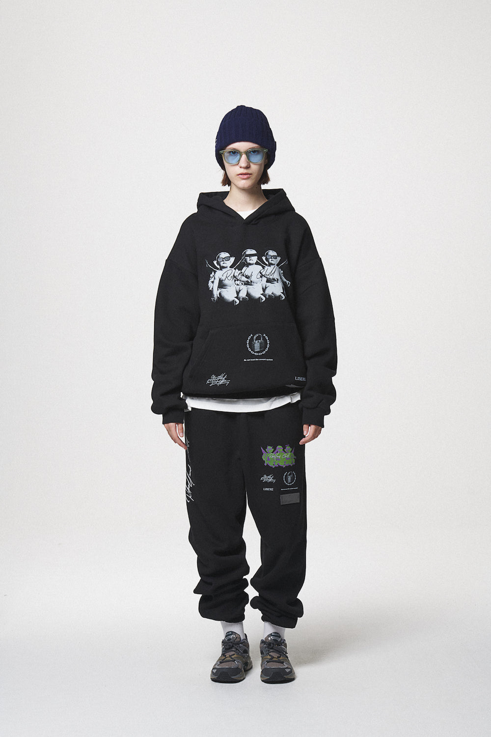 ANGEL BABIES HOODIE / BLACK
