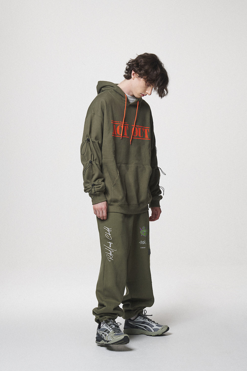 STRING HOODIE / KHAKI