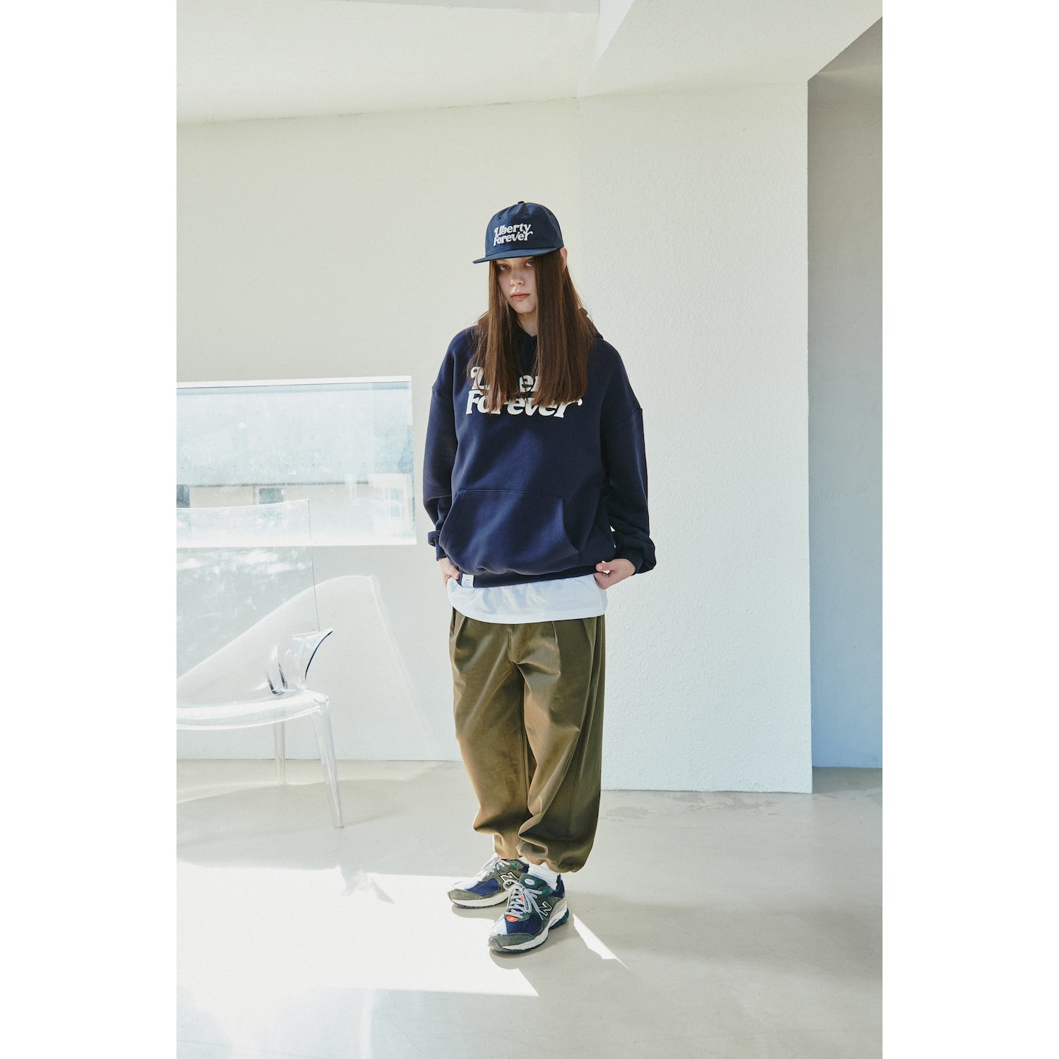 FOREVER HOODIE / NAVY