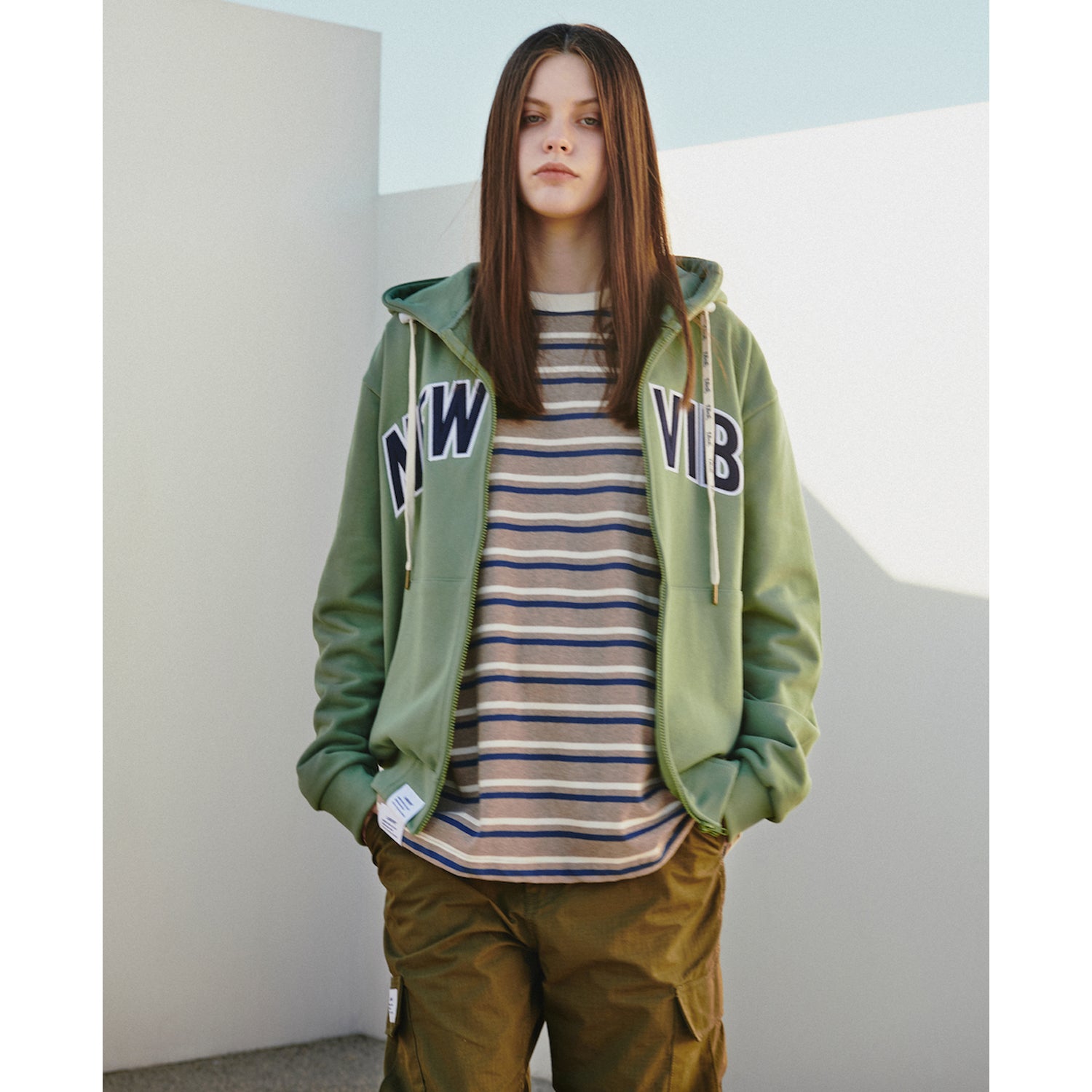 NEW VIBE ZIPUP HOODIE / OLIVE