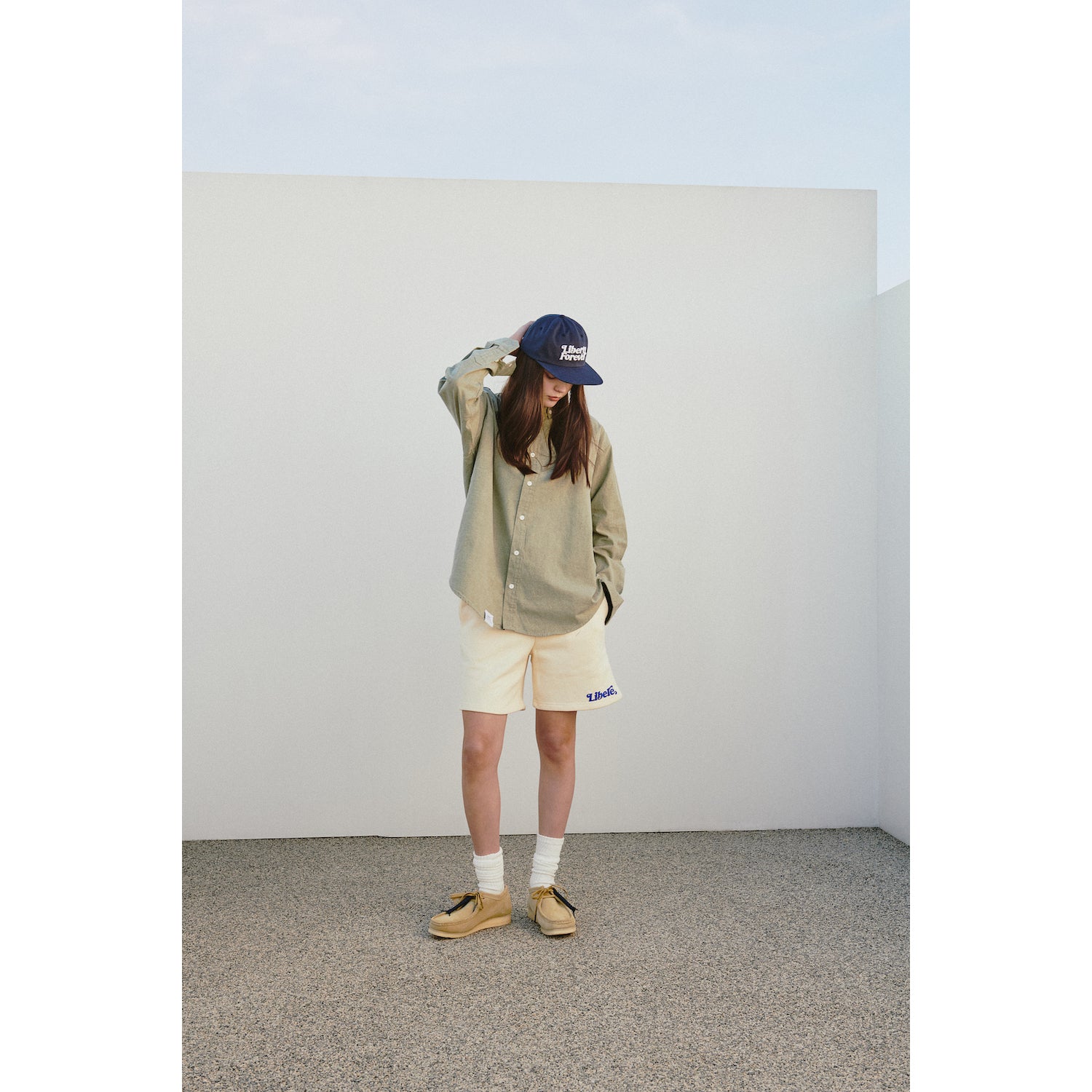 THE TALL OX SHIRT / OLIVE