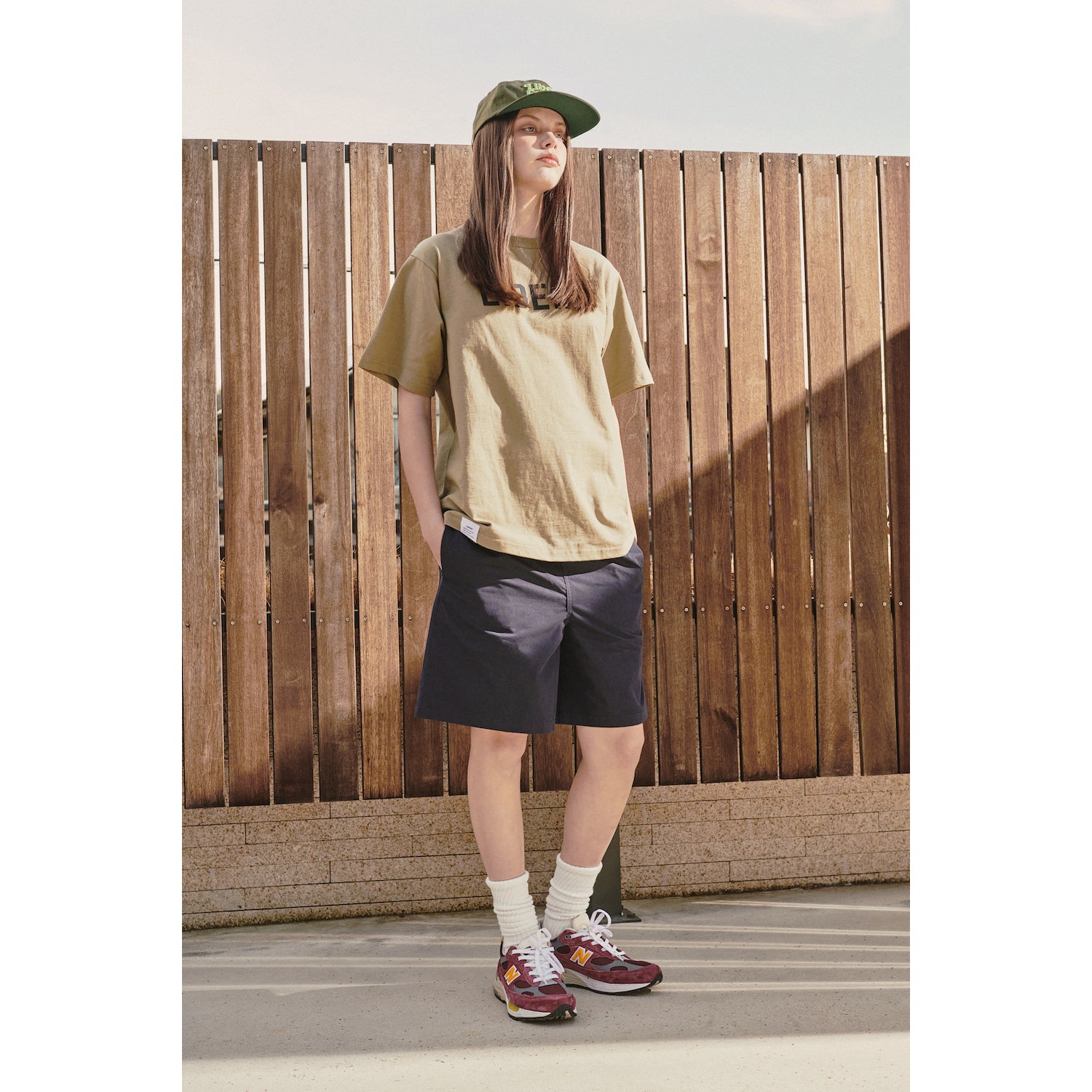 SLOGAN T-SHIRT / OLIVE
