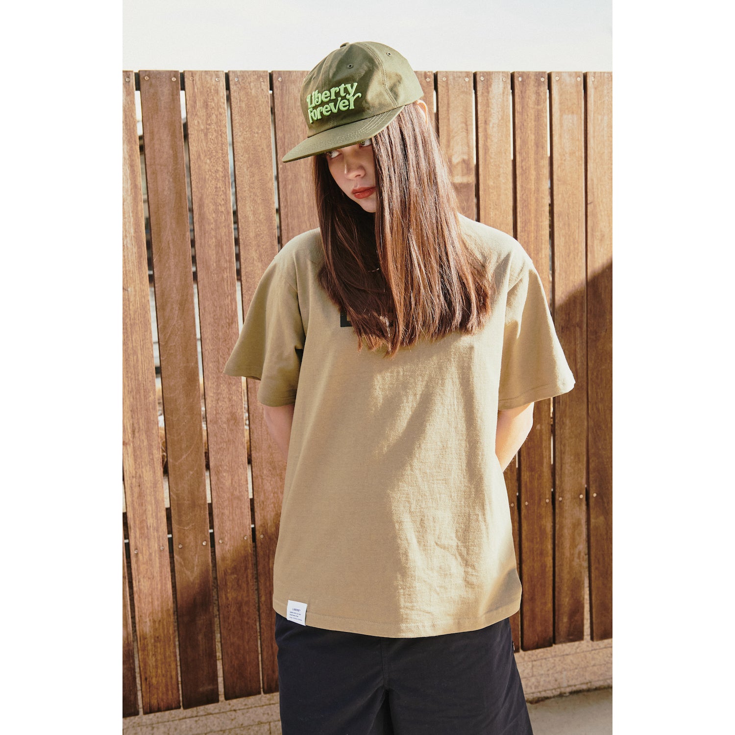 SLOGAN T-SHIRT / OLIVE