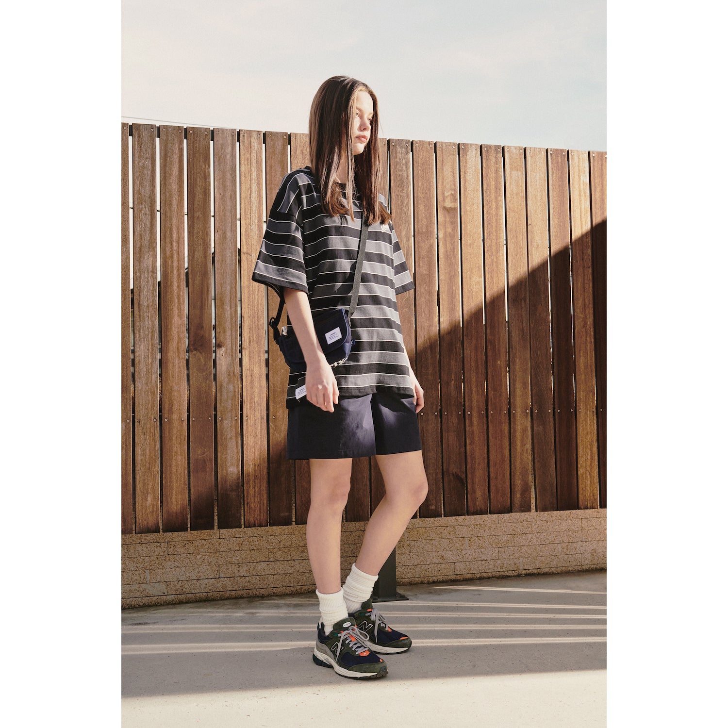 LOGO BORDER T-SHIRT / BLACK