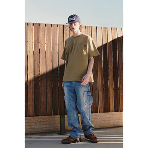 SLOGAN POCKET T-SHIRT / OLIVE