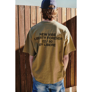 SLOGAN POCKET T-SHIRT / OLIVE