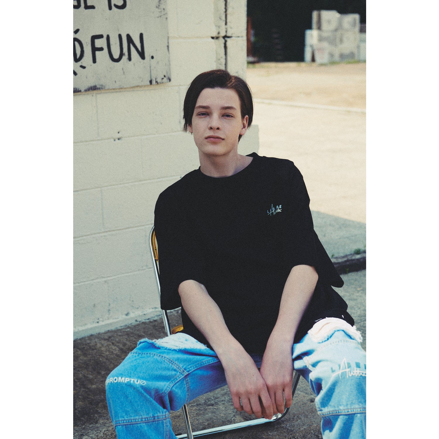 LIBERE AUTHENTIC LOGO TEE / BLACK
