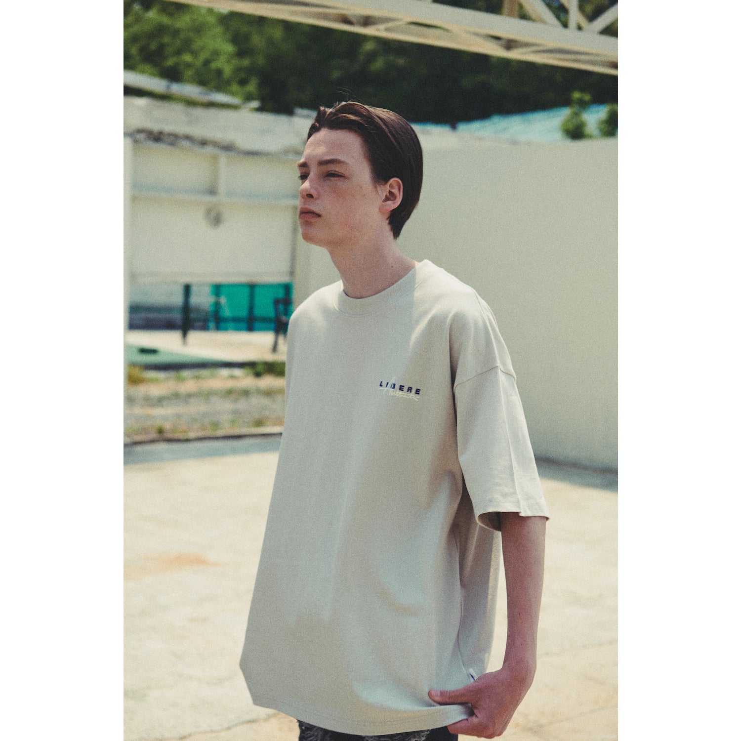 LIBERE AUTHENTIC LOGO TEE / LIGHT GRAY