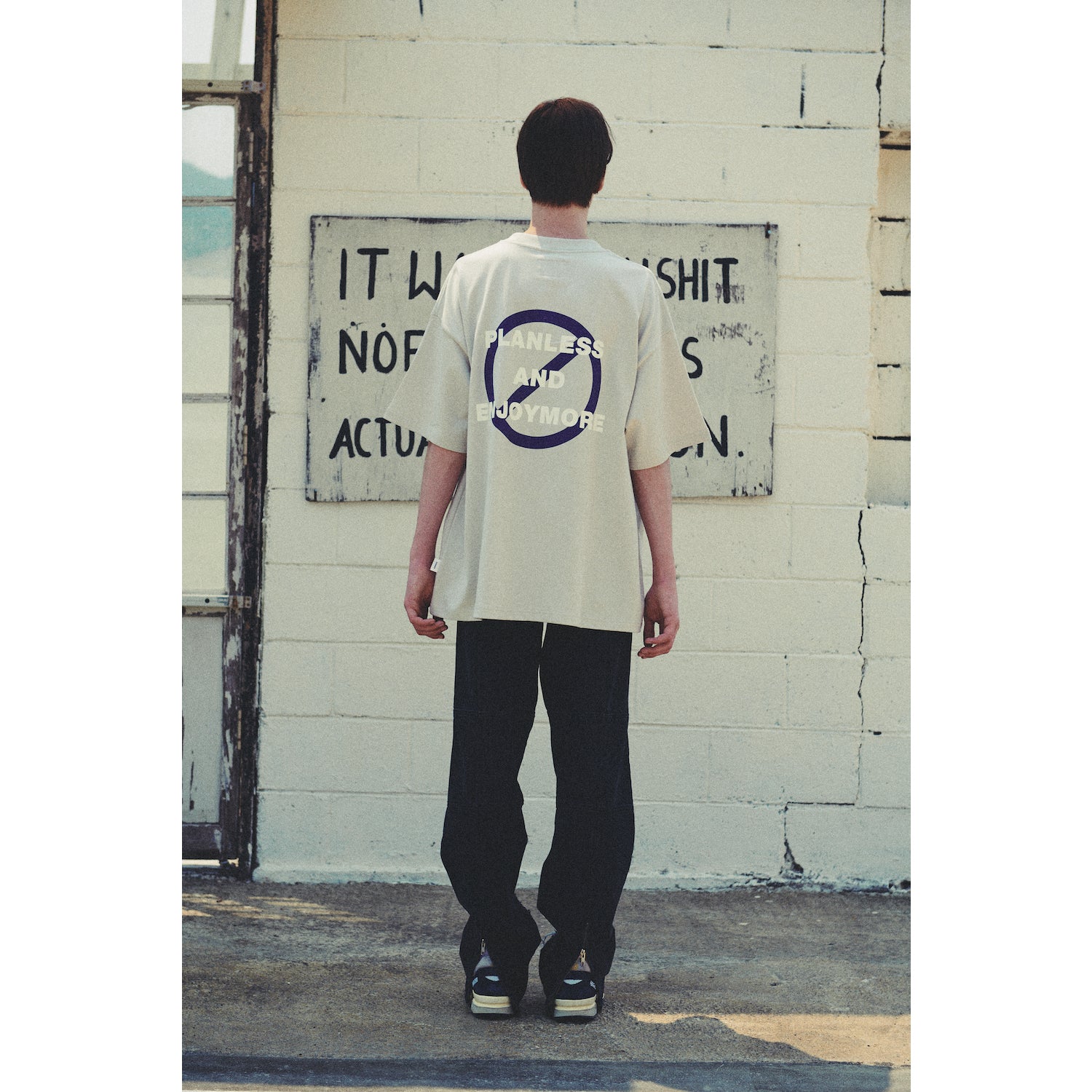 LIBERE AUTHENTIC LOGO TEE / LIGHT GRAY