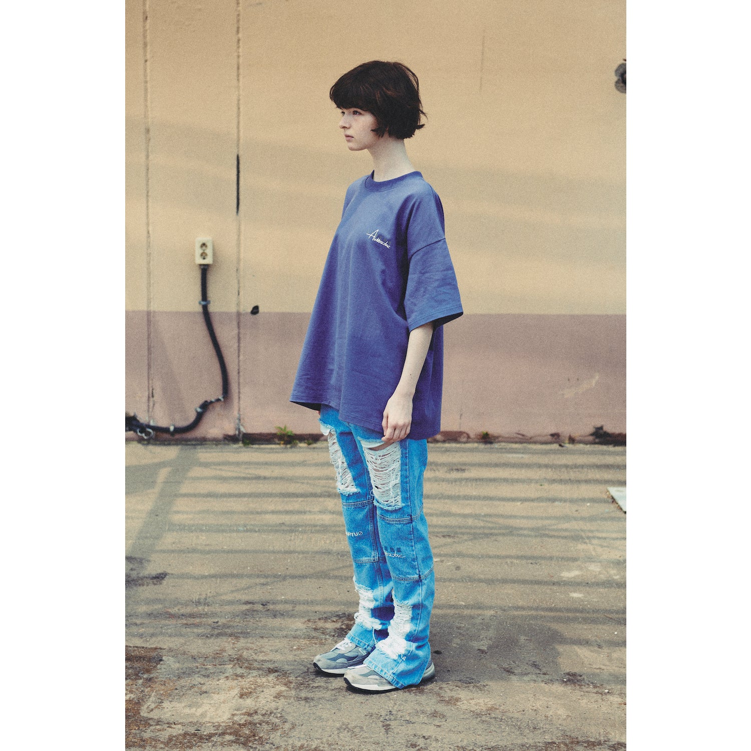 LIBERE AUTHENTIC LOGO TEE / GUN POWDER
