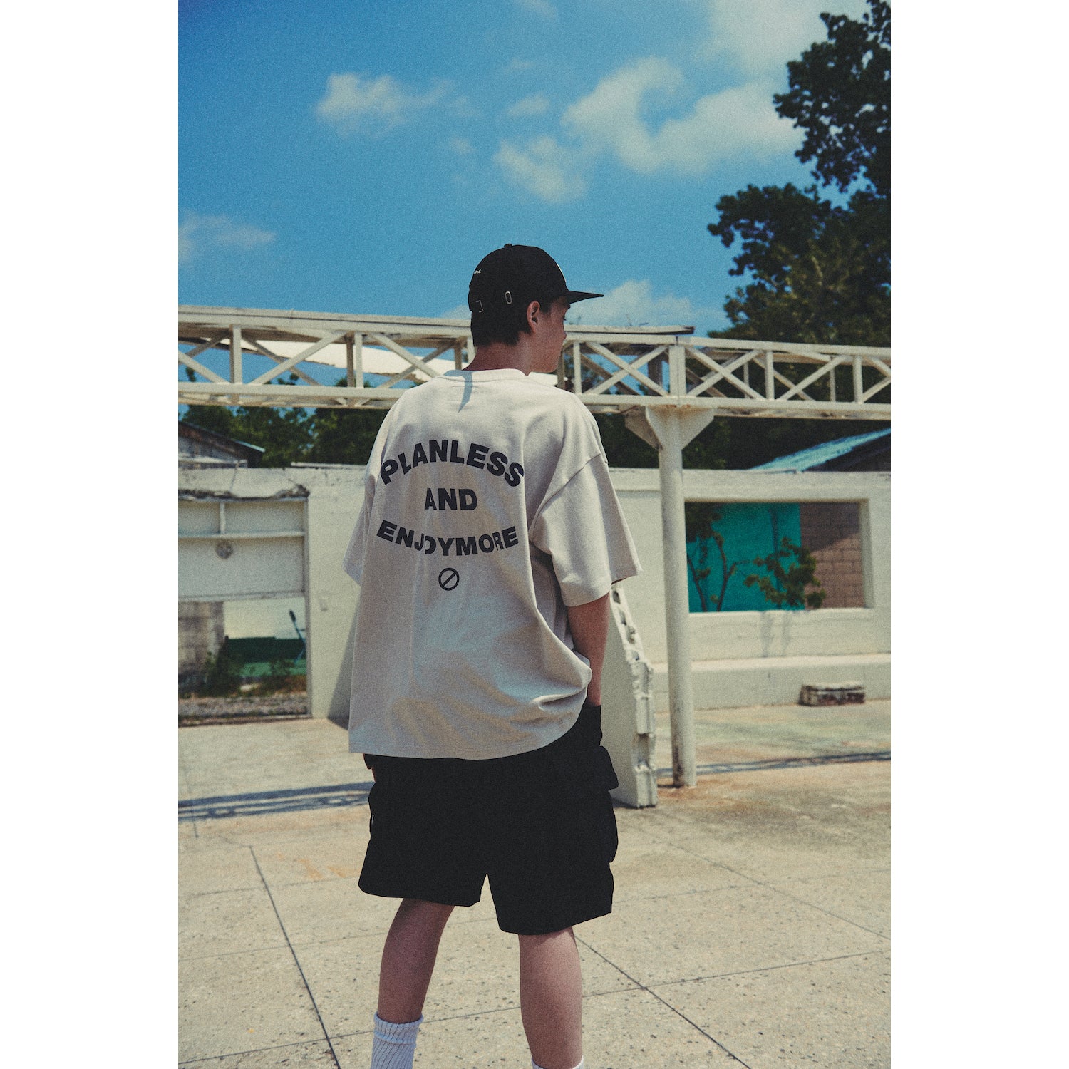 WIDE SHORT PANTS / BLACK