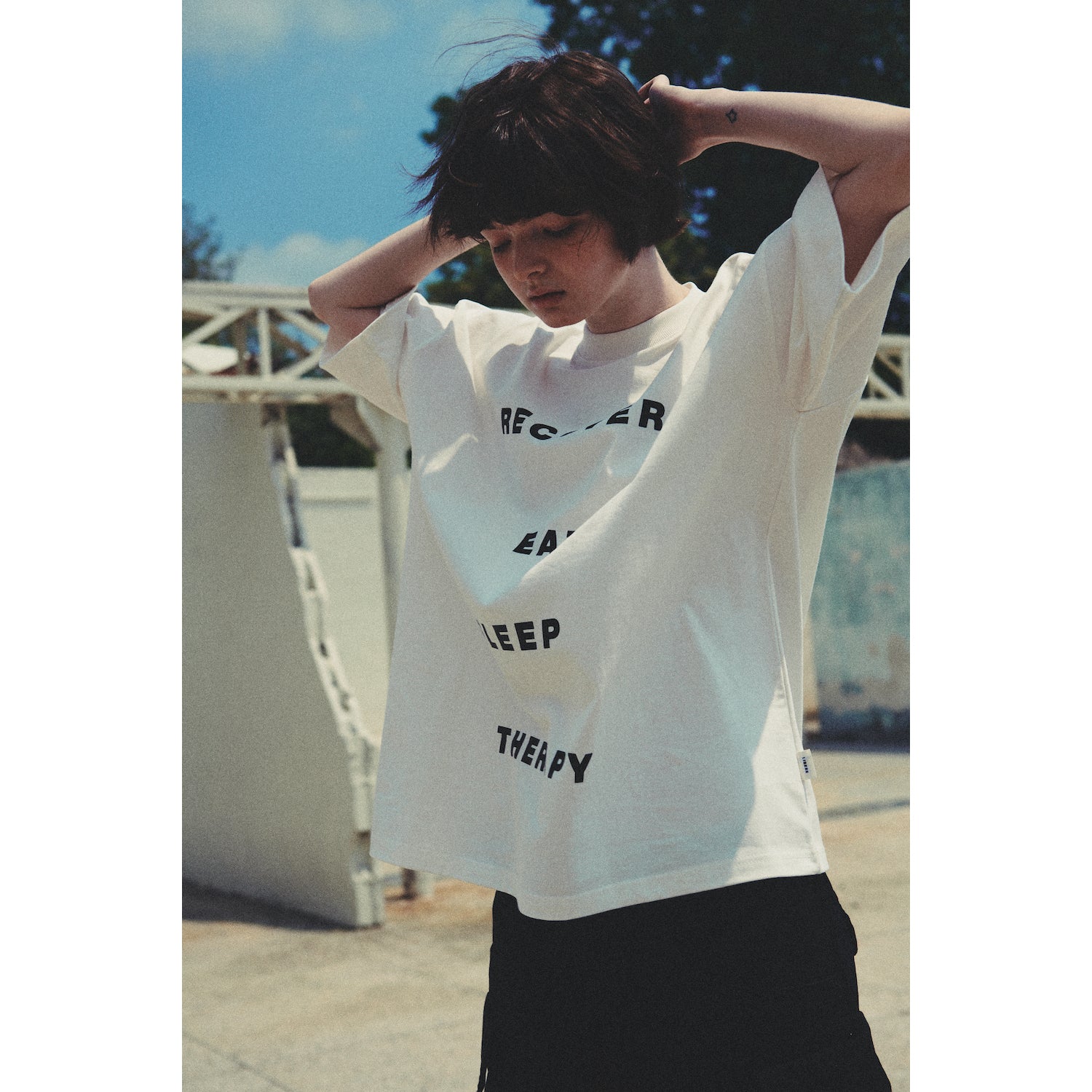 R.E.S.T TEE / OFF WHITE