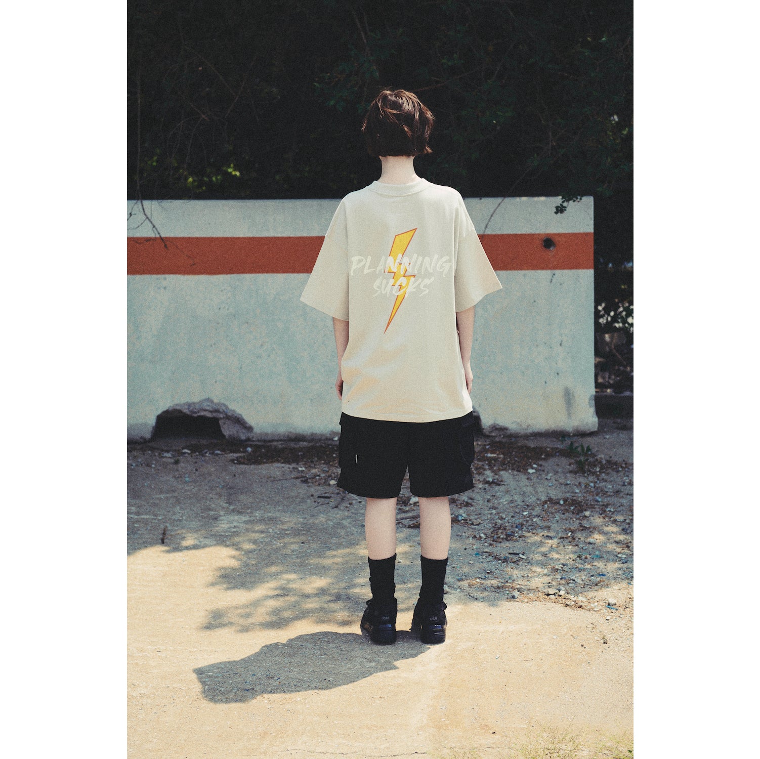 IMPROMPTU LOGO TEE / GRAY
