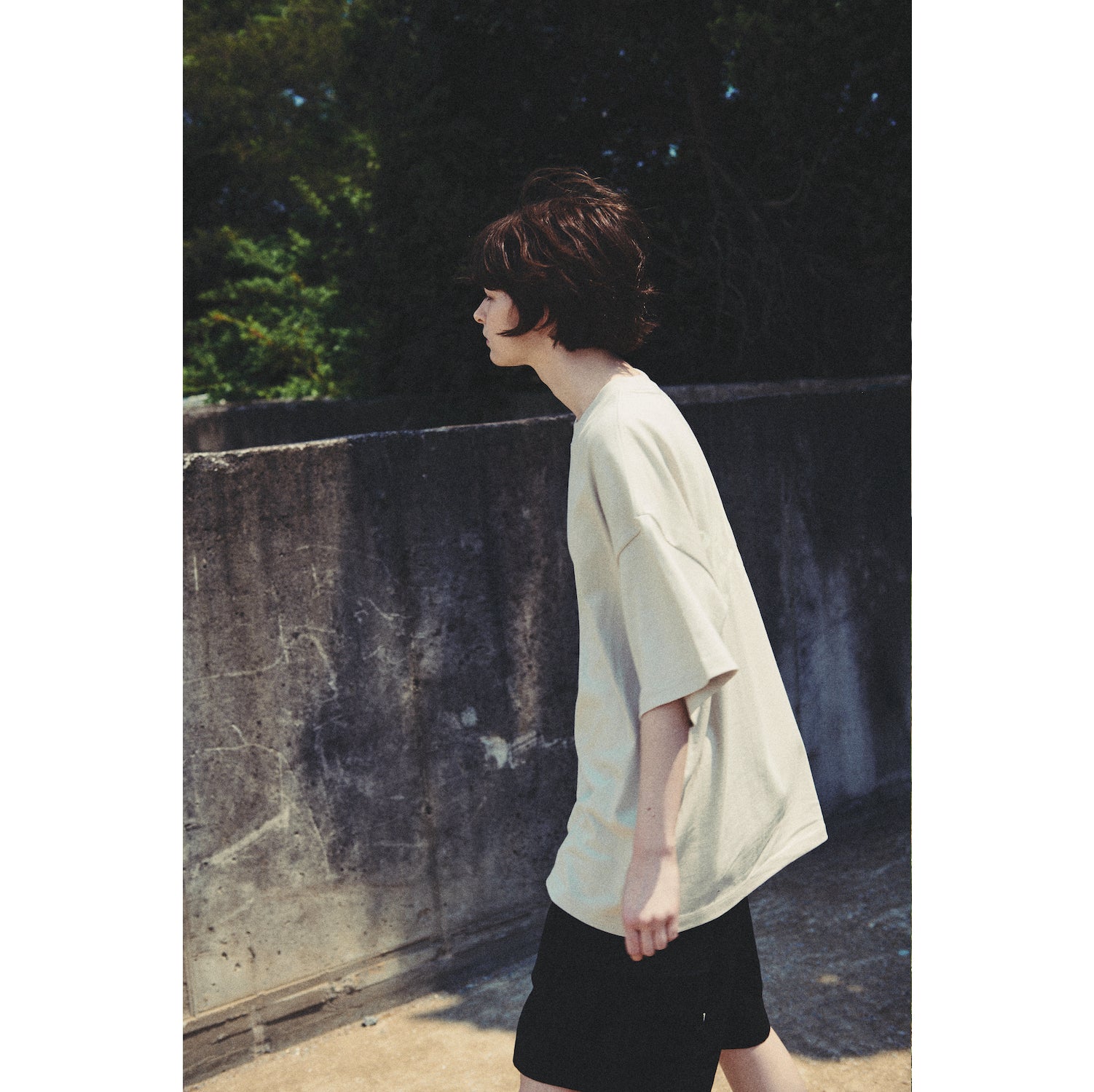 IMPROMPTU LOGO TEE / GRAY