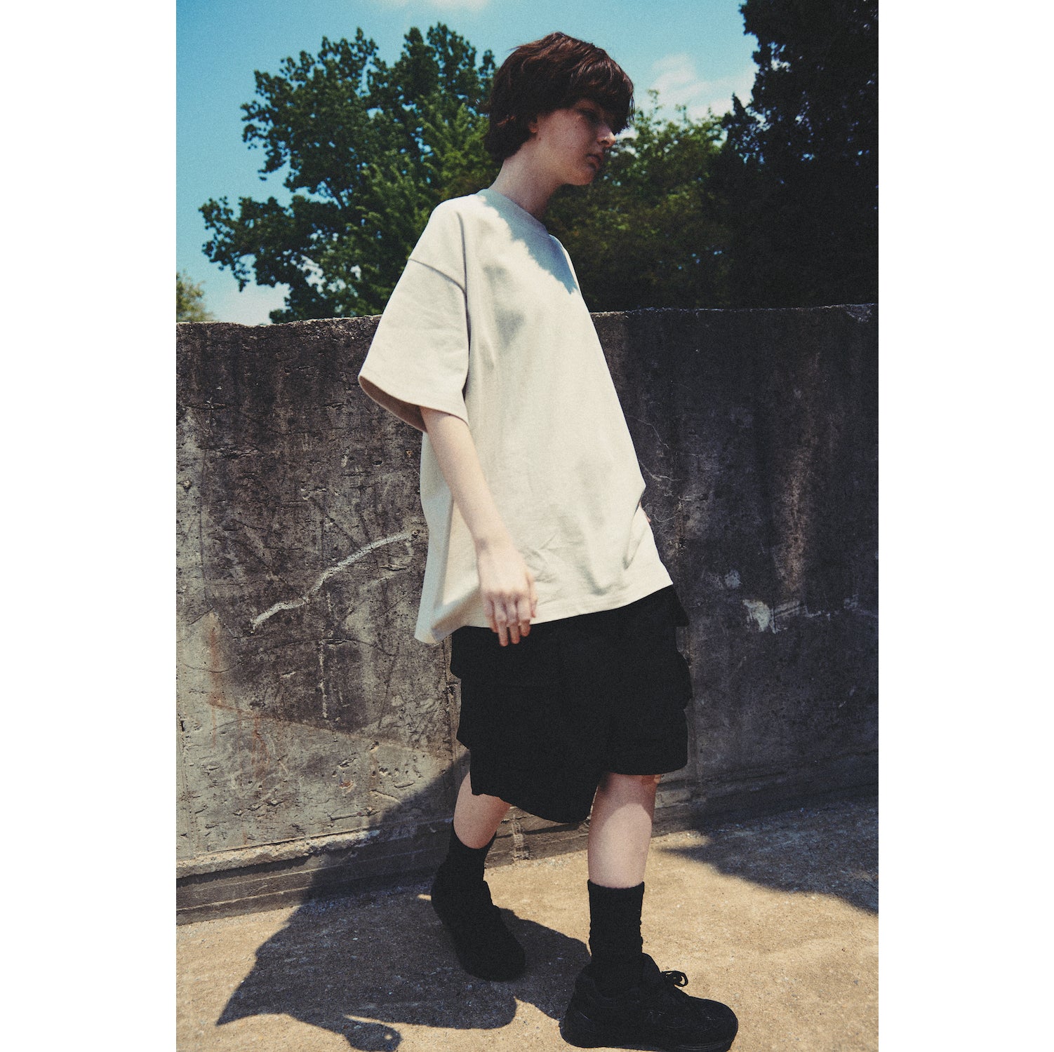 IMPROMPTU LOGO TEE / GRAY
