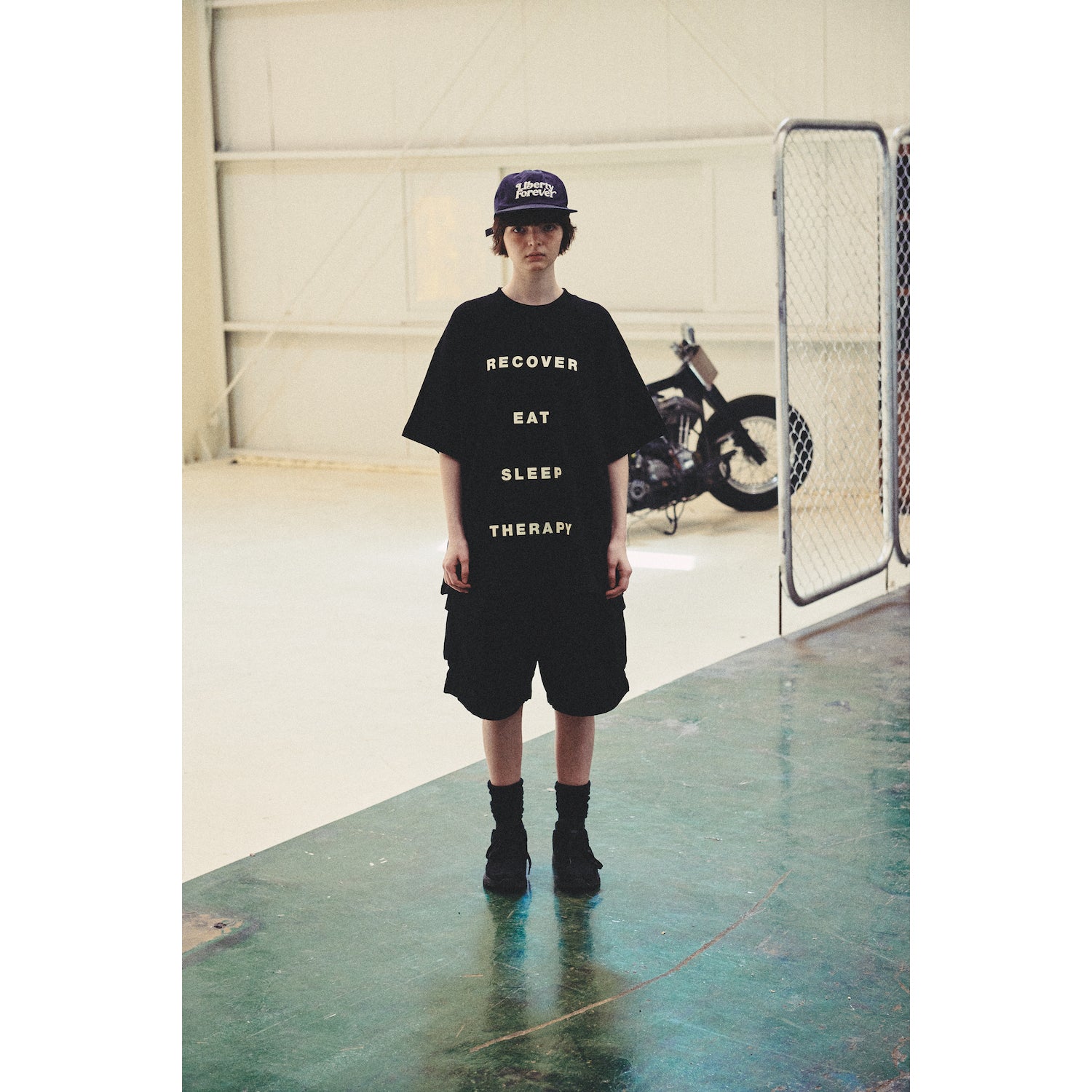WIDE SHORT PANTS / BLACK