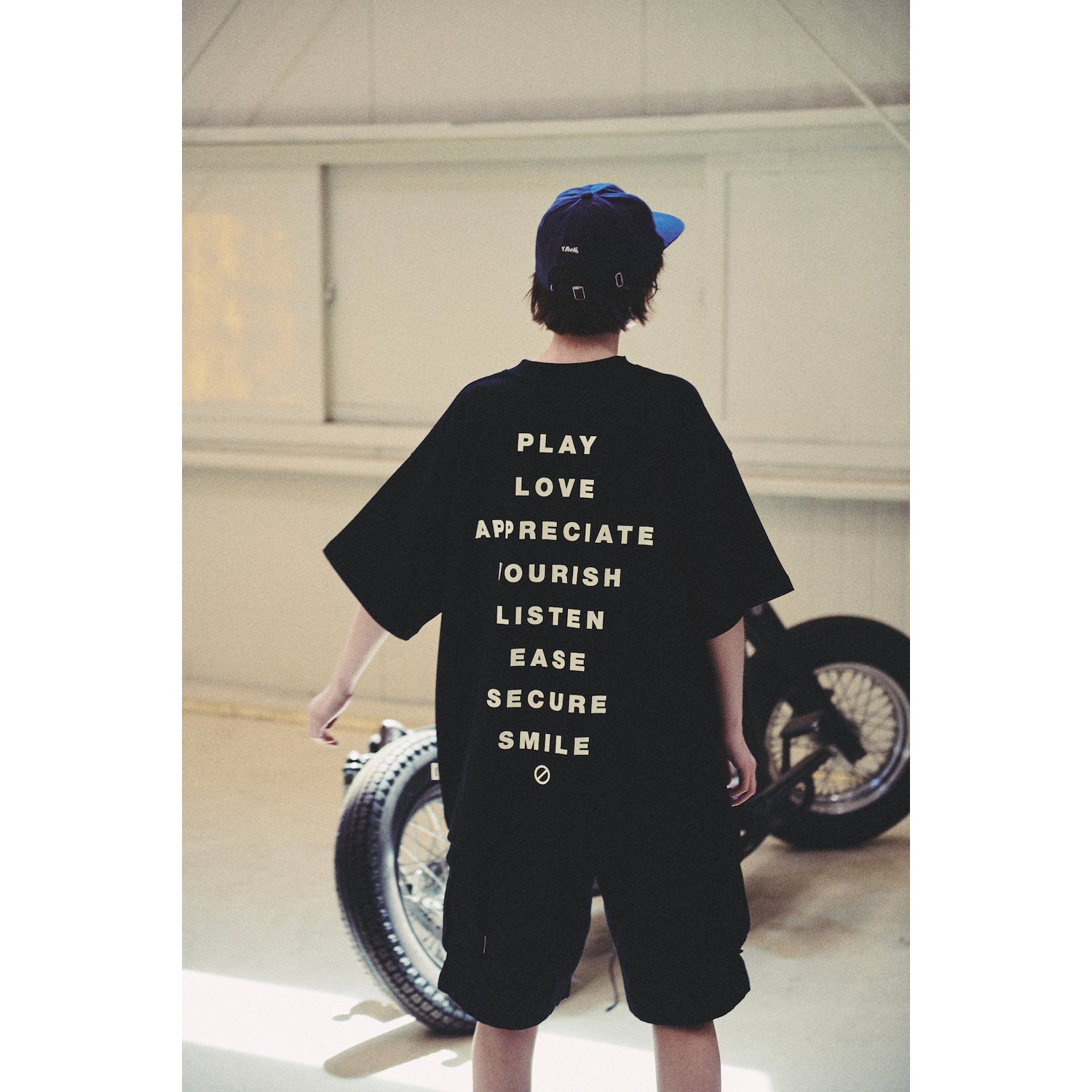 WIDE SHORT PANTS / BLACK