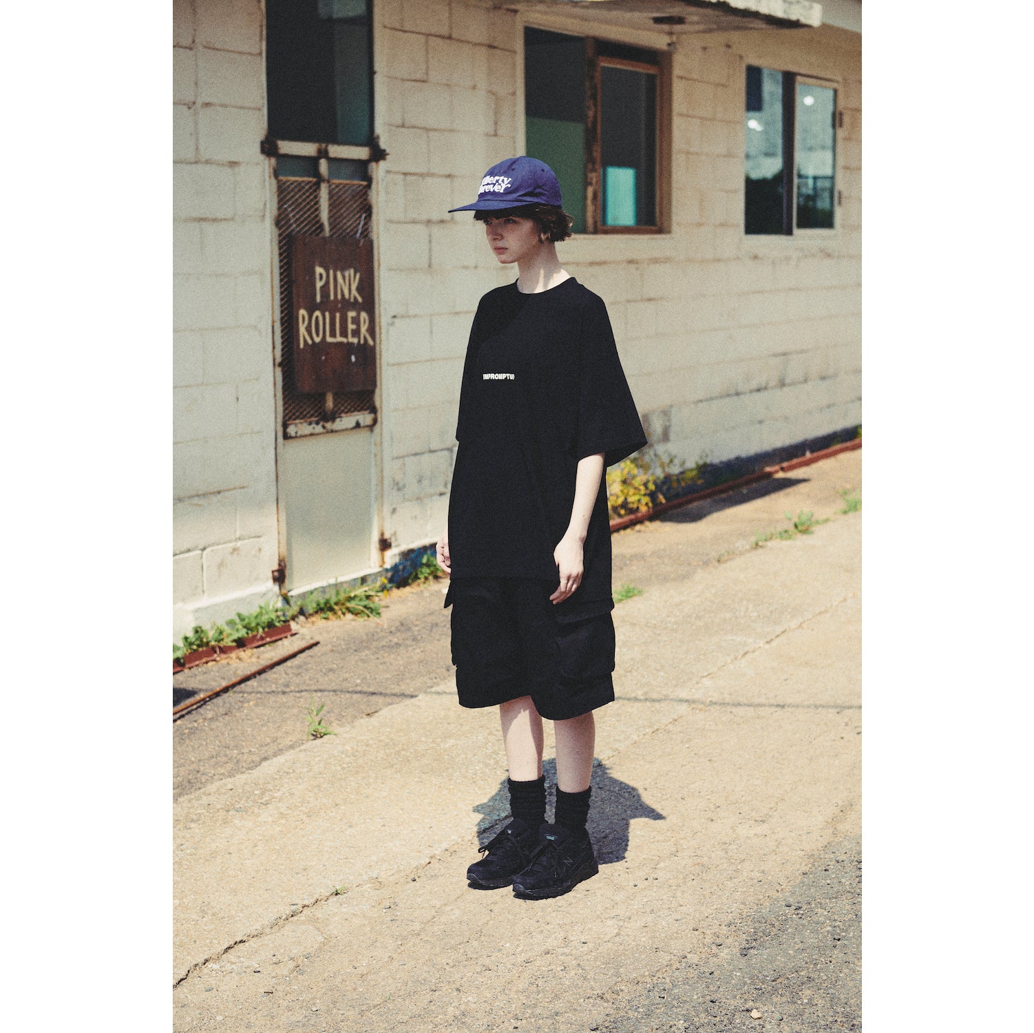 IMPROMPTU LOGO TEE / BLACK