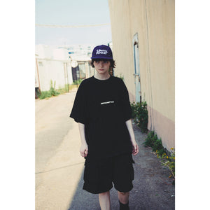 IMPROMPTU LOGO TEE / BLACK