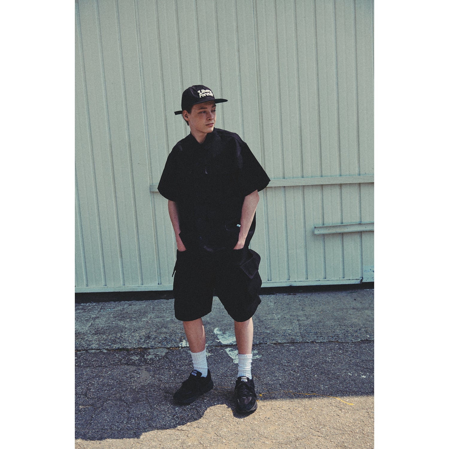 WIDE SHORT PANTS / BLACK