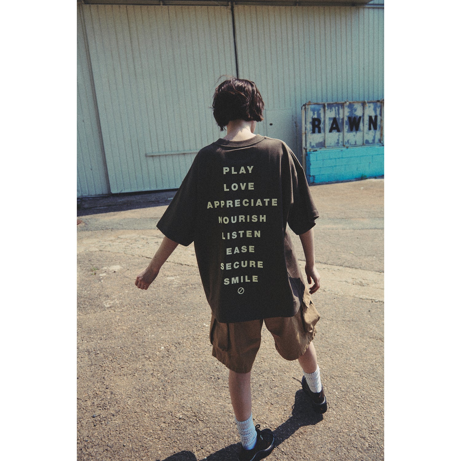 WIDE SHORT PANTS / TAN