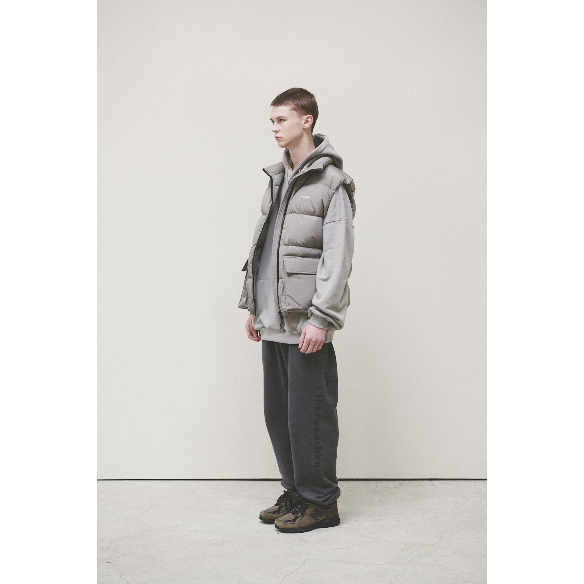 DOWN VEST / OLIVE