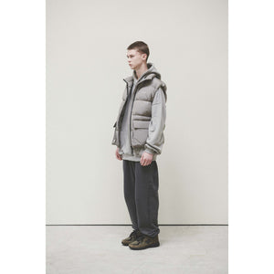 DOWN VEST / OLIVE